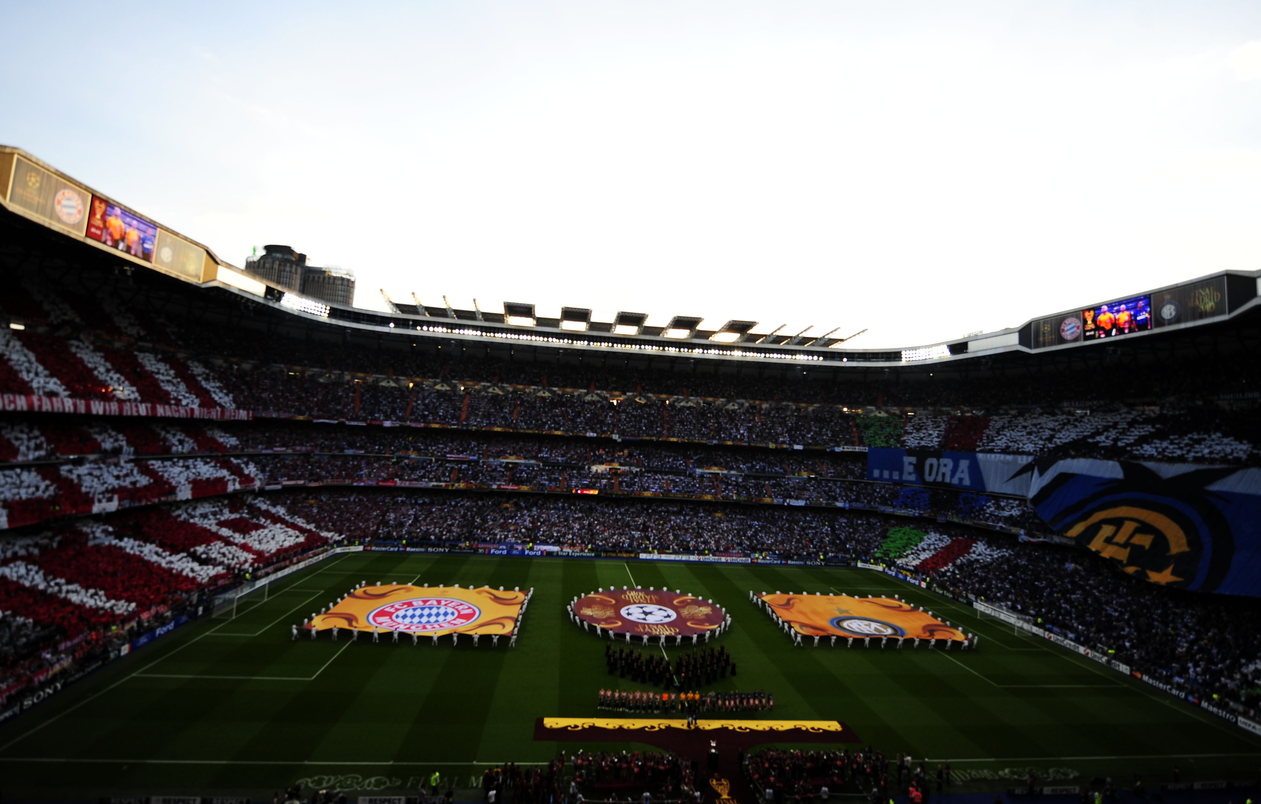 MADRID, SPAIN - MAY 22: A general view ahead of the UEFA Champions League Final match between FC Bayern Muenchen and Inter Milan at the Estadio Santiago Bernabeu on May 22, 2010 in Madrid, Spain.  (Photo by Jamie McDonald/Getty Images)