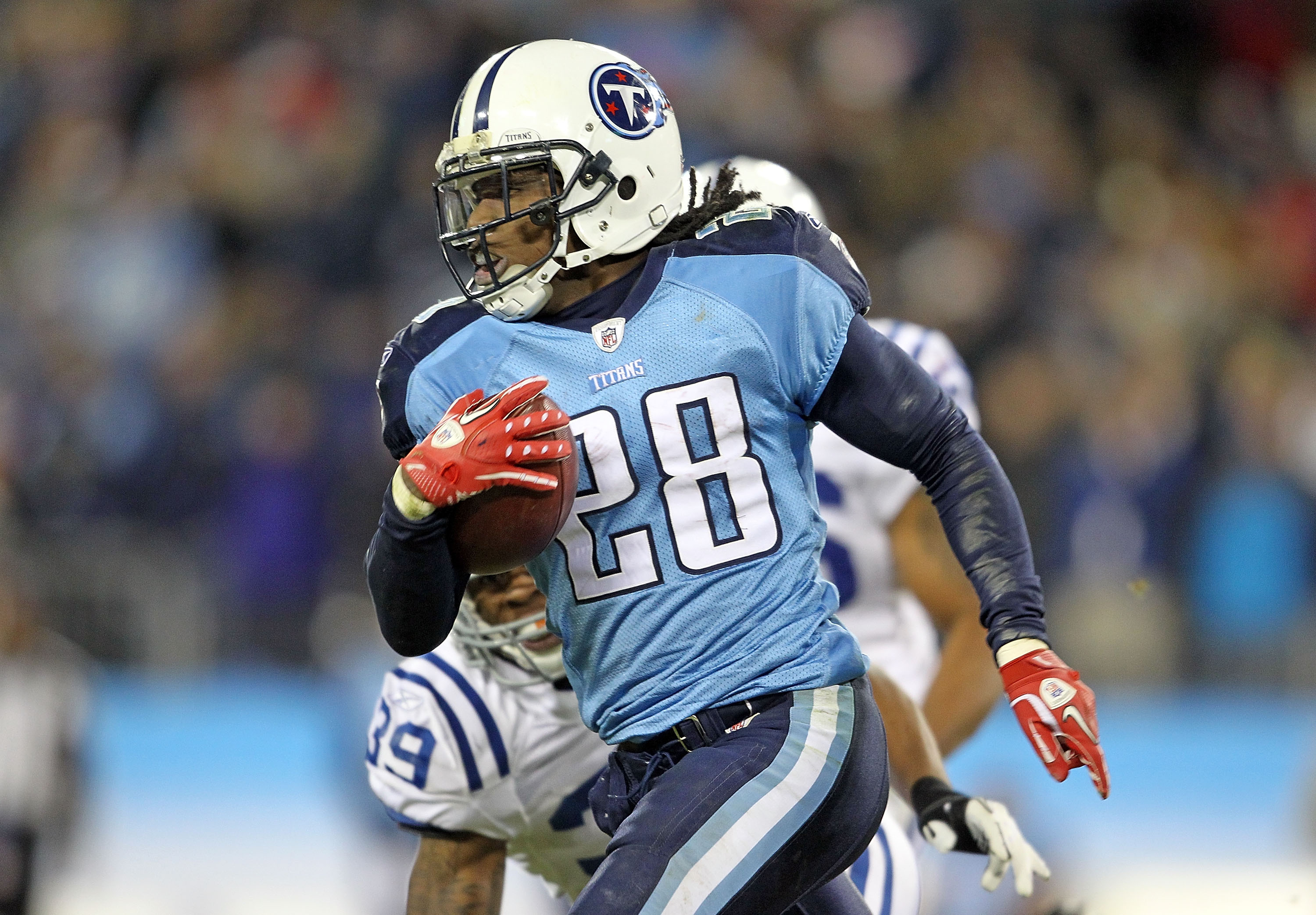 NASHVILLE, TN - DECEMBER 09:  Chris Johnson #28 of the Tennessee Titans runs with the ball against the Indianapolis Colts during the NFL game at LP Field on December 9, 2010 in Nashville, Tennessee.  (Photo by Andy Lyons/Getty Images)