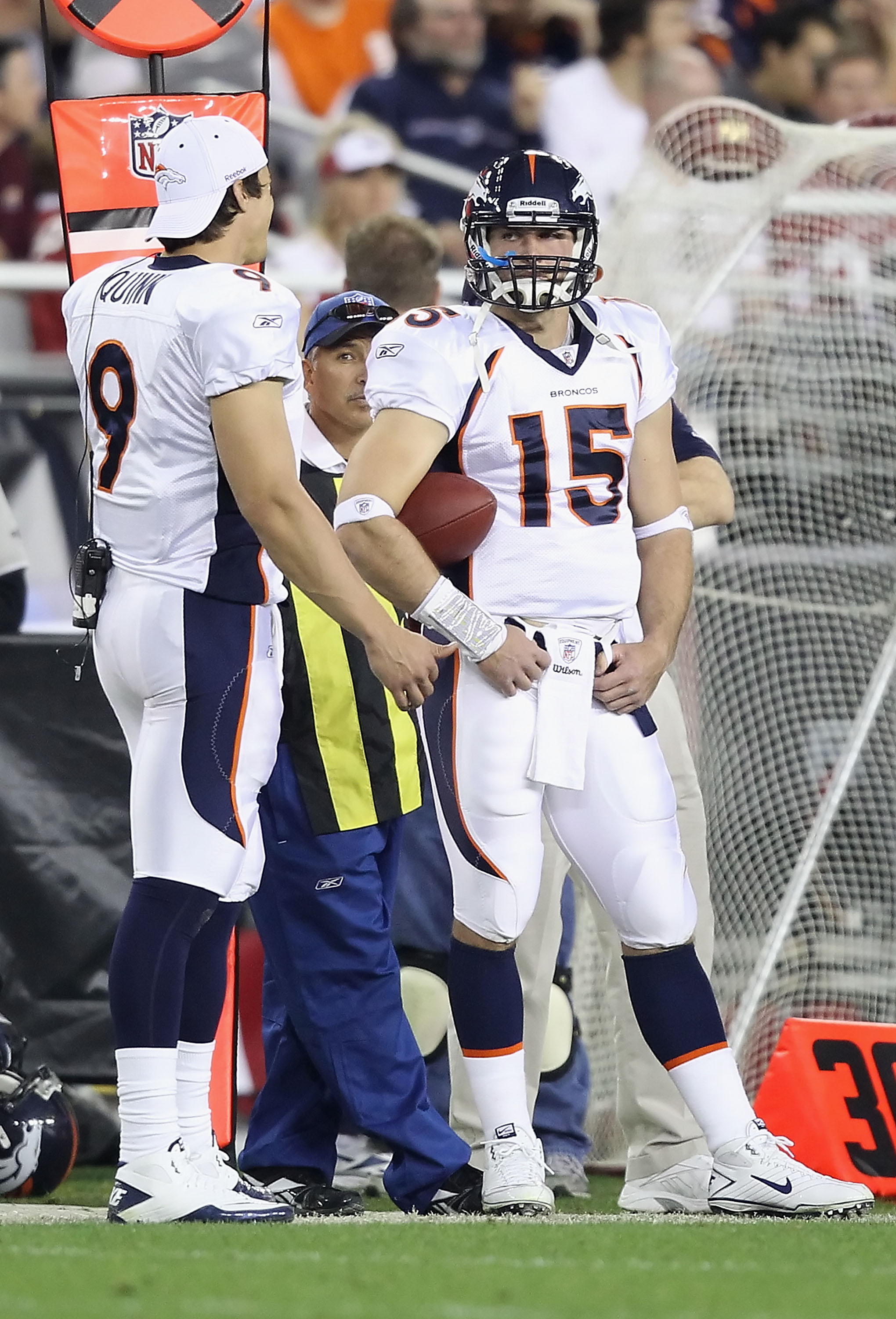 GAME PHOTOS: Week 15 - Cardinals At Broncos