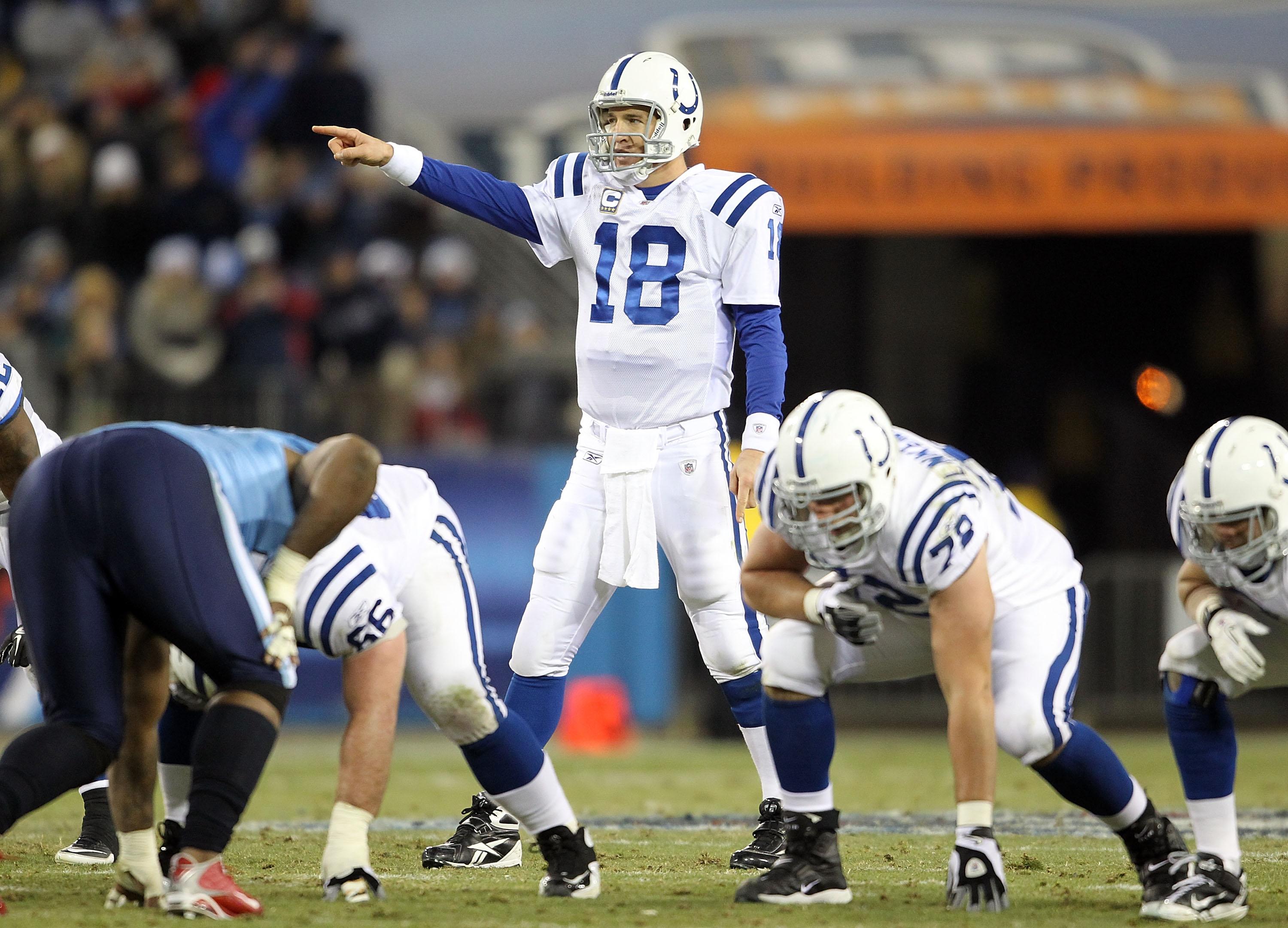 NFL picks, predictions for Week 15: Patriots cut off Colts; Titans