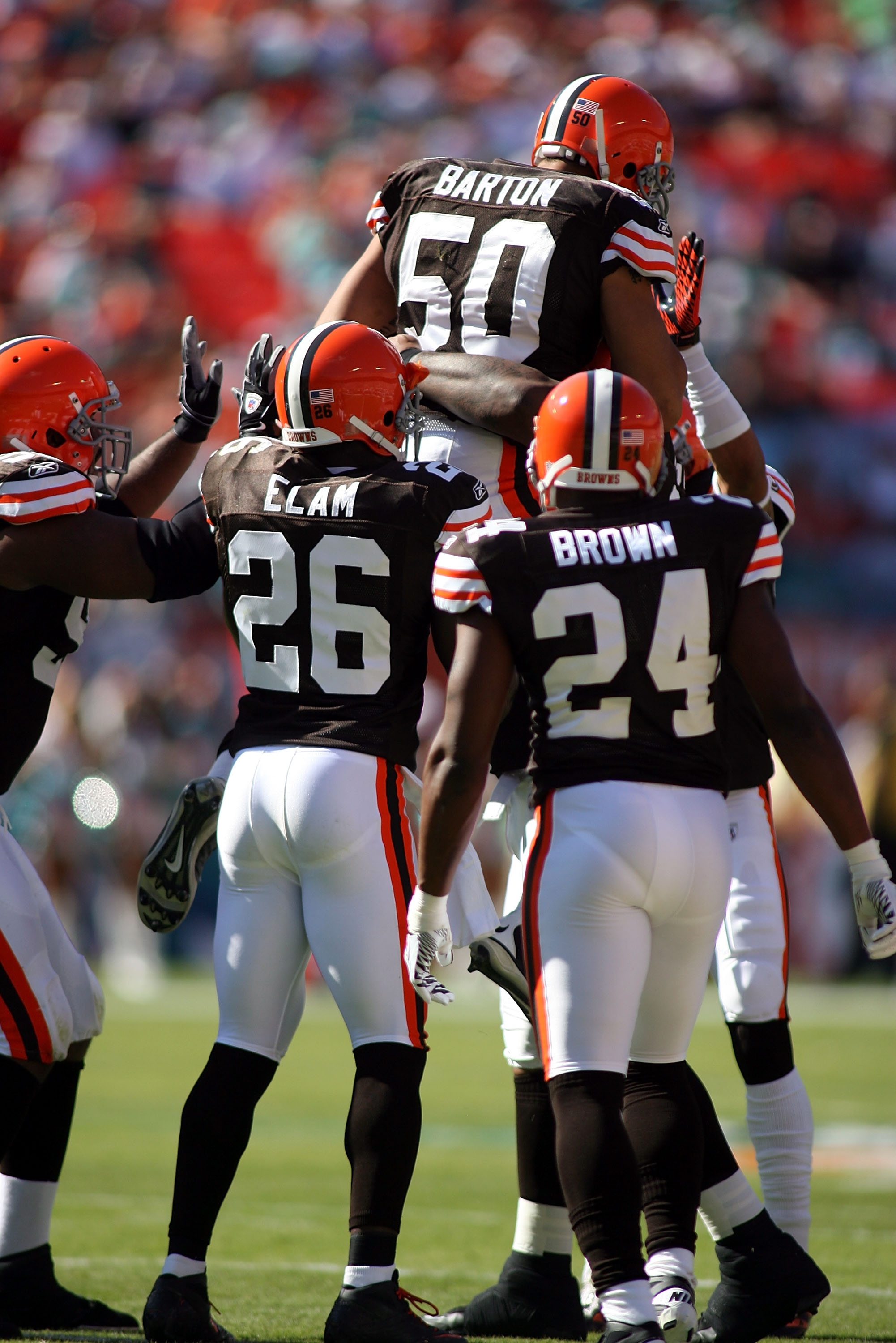 Cleveland Browns Christmas: 5 Things That Should Be on Browns Fans