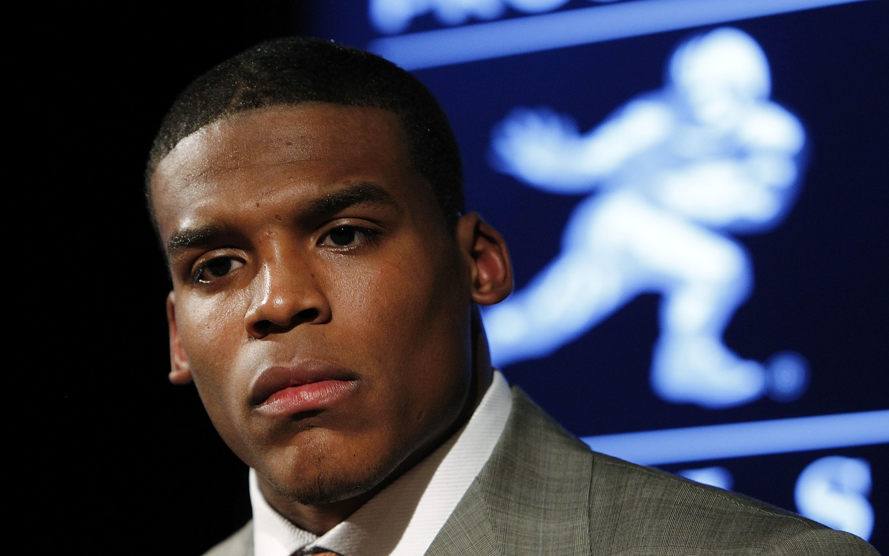 Cam Newton: 10 Reasons Why He Will or Won't Be an NFL Draft First