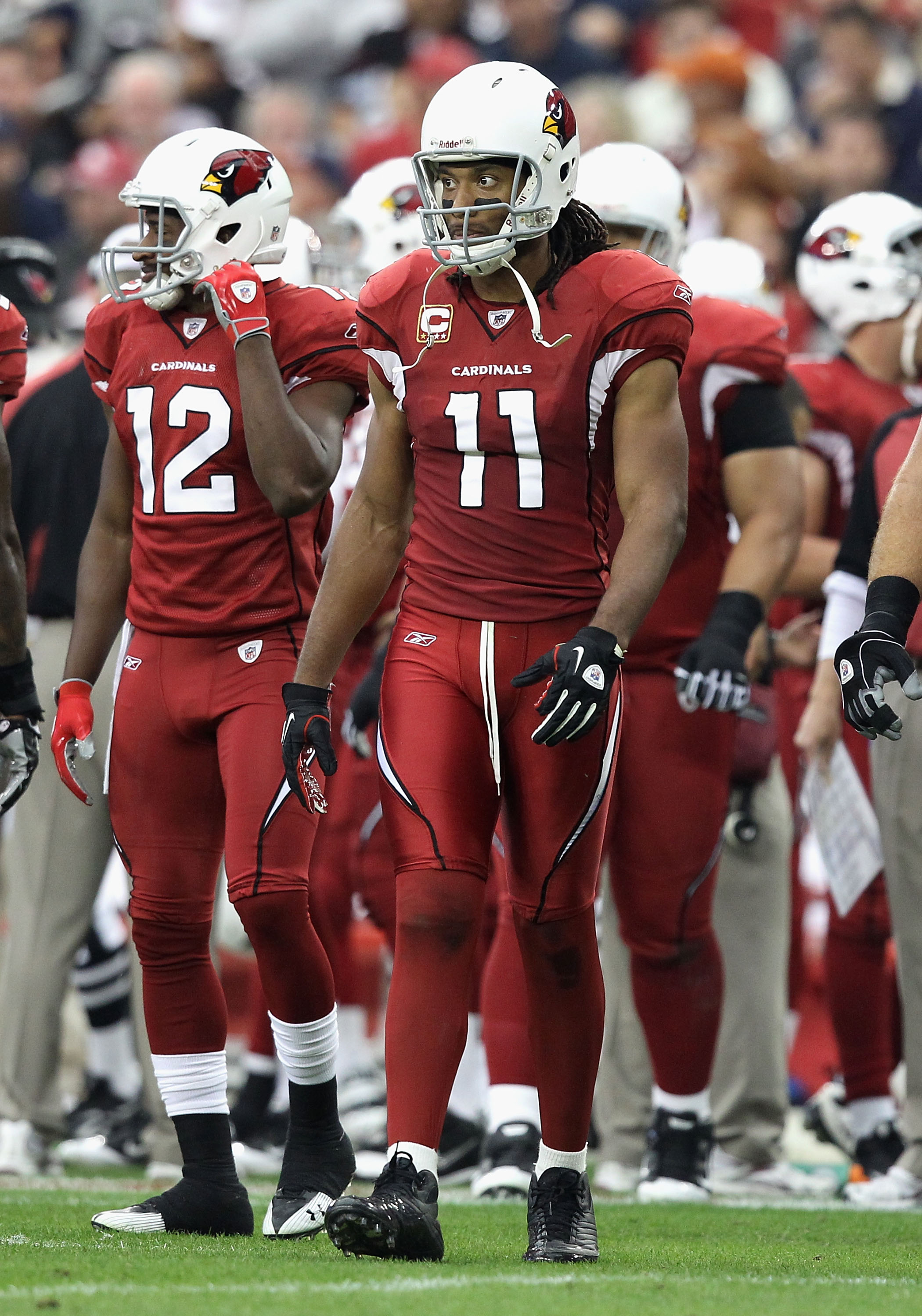 Indianapolis Colts face the Arizona Cardinals in Phoenix on