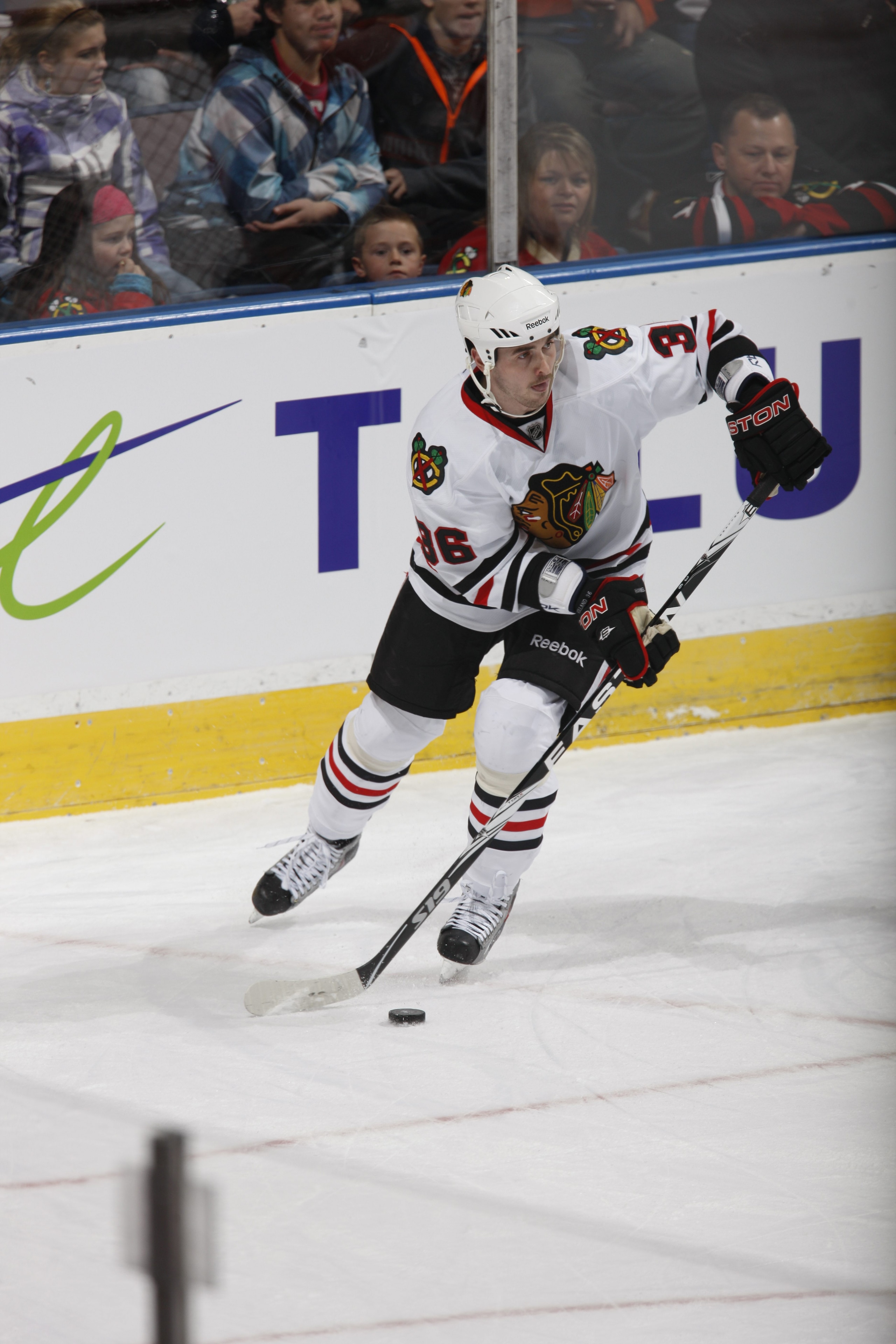 EDMONTON, CANADA - NOVEMBER 17: Dave Bolland #36 of the Chicago Black Hawks skates against the Edmonton Oilers on November 17, 2010 at Rexall Place in Edmonton, Alberta, Canada. (Photo by Dale MacMillan/Getty Images) EDMONTON, CANADA - NOVEMBER 17: Dave Bolland #36 of the Chicago Black Hawks skates against the Edmonton Oilers on November 17, 2010 at Rexall Place in Edmonton, Alberta, Canada. (Photo by Dale MacMillan/Getty Images)