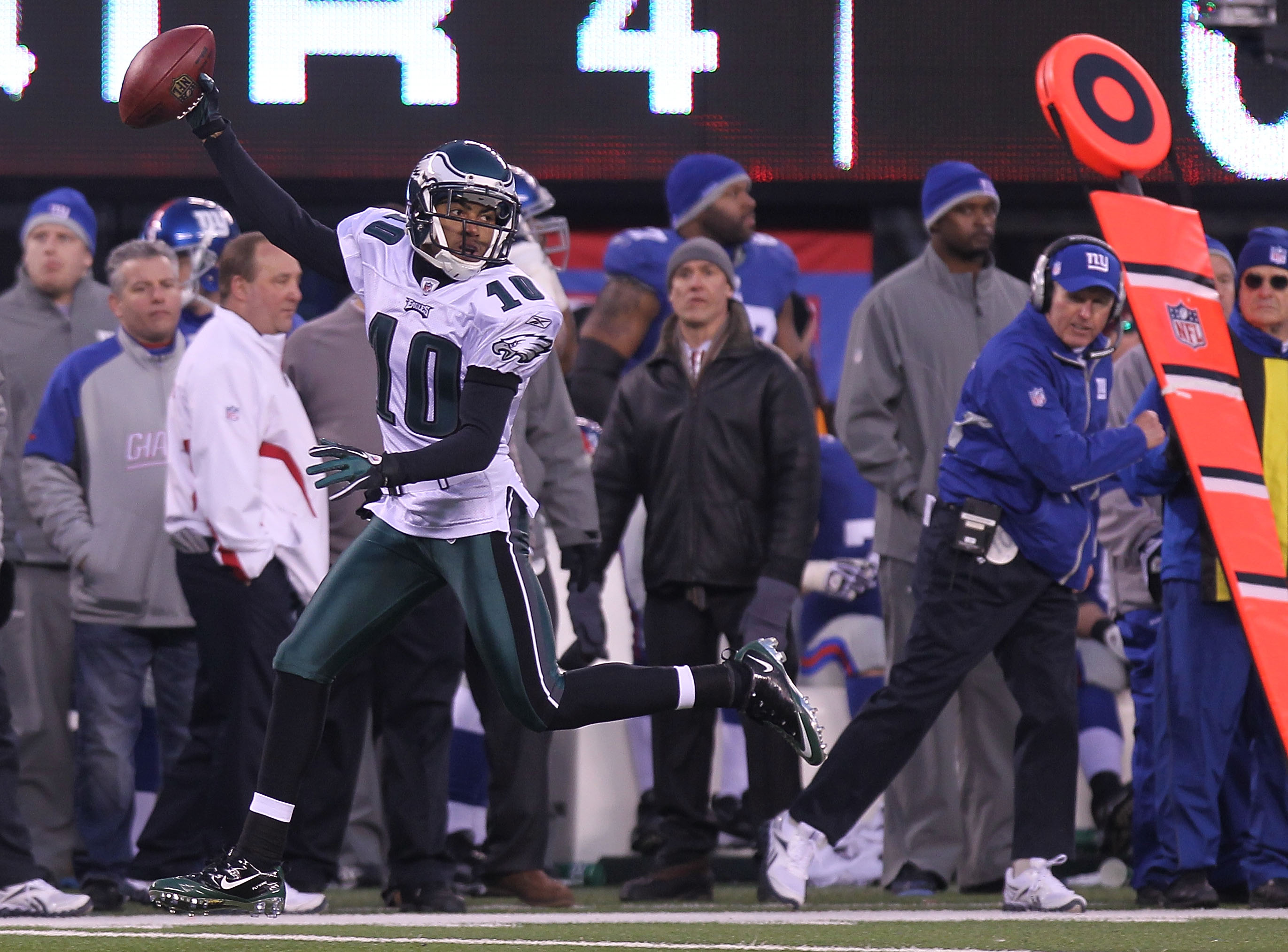 Philadelphia Eagles Brian Westbrook jumps over the pile and into the  endzone for a 1 yard touchdown late in the 2nd quarter at Giants Stadium in  East Rutherford, New Jersey on December