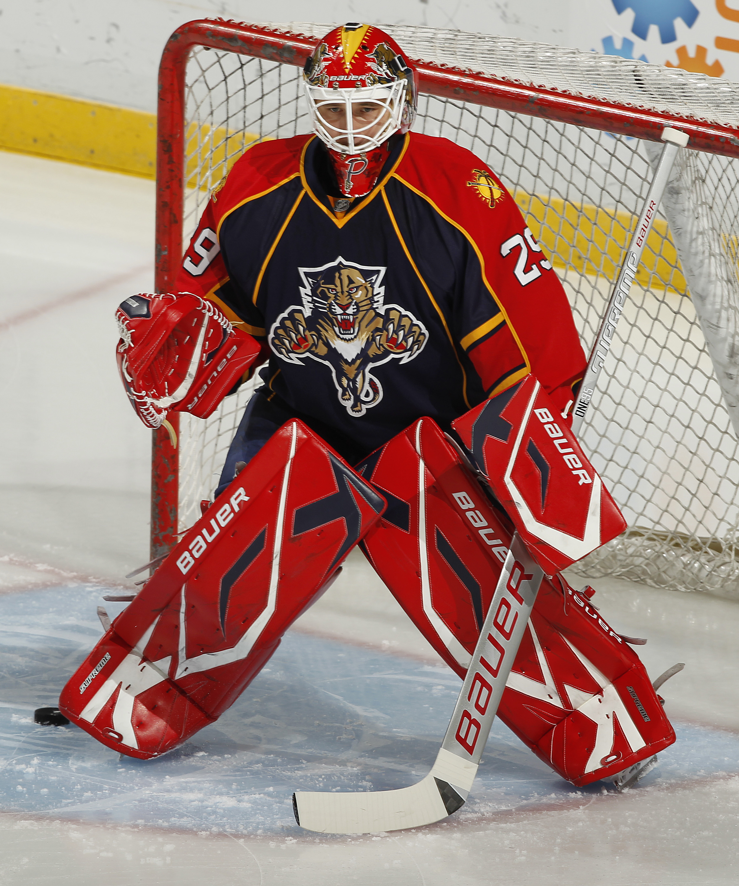 SUNRISE, FL - DECEMBER 7: Goaltender Tomas Vokoun #29 of the Florida Panthers warms up prior to the game against the Colorado Avalanche on December 7, 2010 at the BankAtlantic Center in Sunrise, Florida. (Photo by Joel Auerbach/Getty Images)