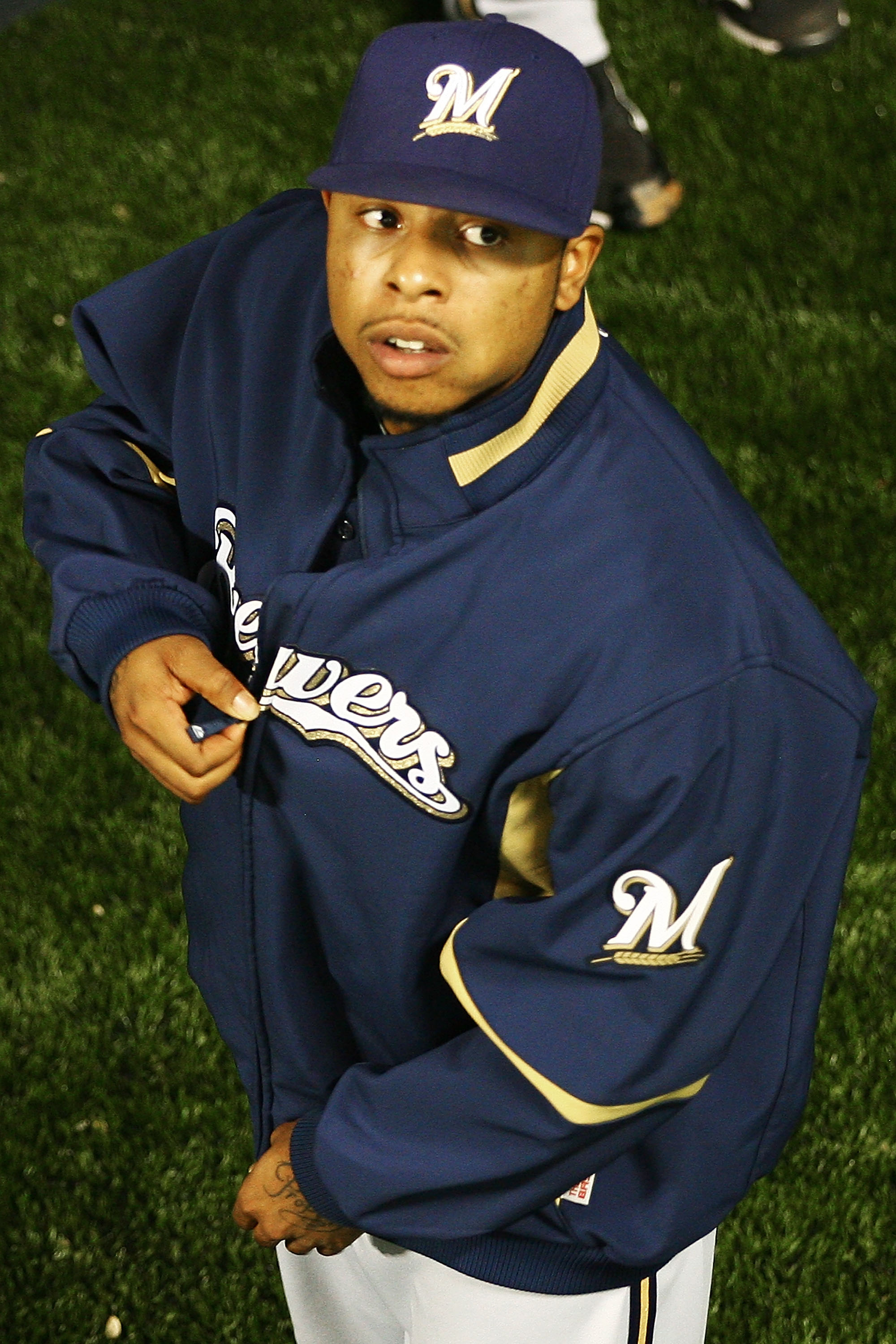 NEW YORK - SEPTEMBER 30:  Jeremy Jeffress #41 of the Milwaukee Brewers watches their game against the New York Mets on September 30, 2010 at Citi Field in the Flushing neighborhood of the Queens borough of New York City. The Brewers defeated the Mets 9-2.