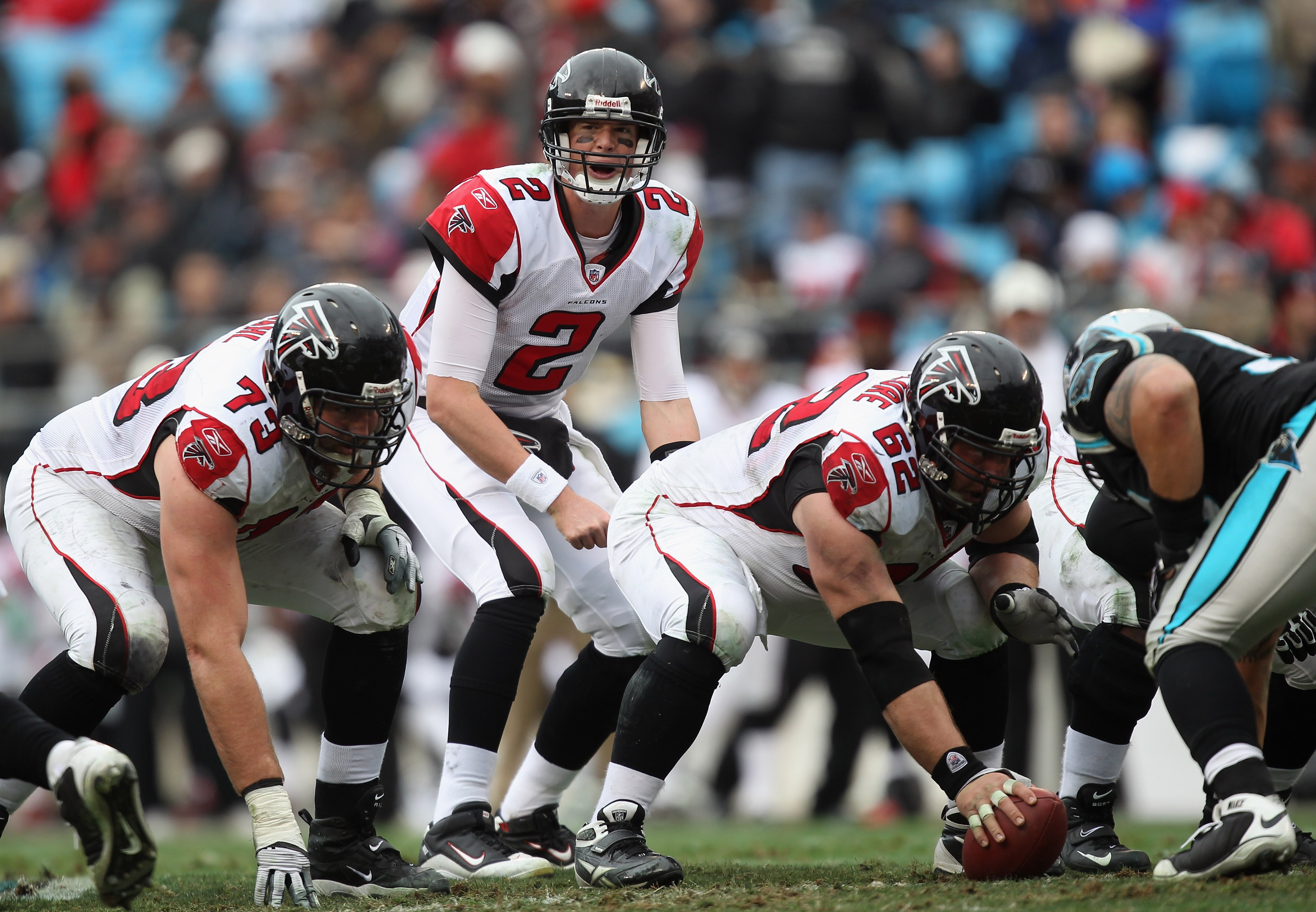 Tom Brady and Matt Ryan at a joint training camp in 2010 : r/nfl