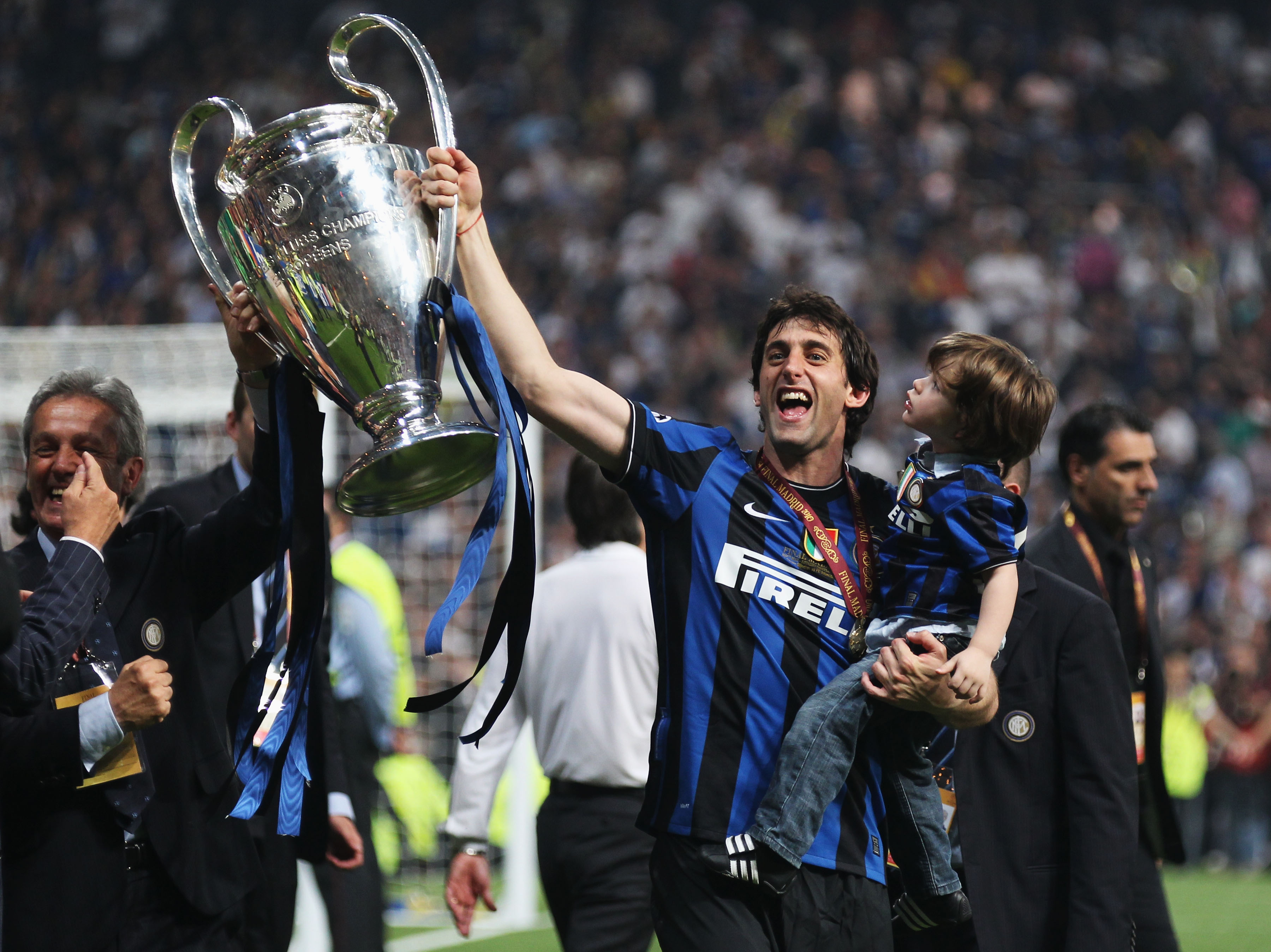 MADRID, SPAIN - MAY 22:  Double goalscorer Diego Milito of Inter Milan celebrates victory after the UEFA Champions League Final match between FC Bayern Muenchen and Inter Milan at the Estadio Santiago Bernabeu on May 22, 2010 in Madrid, Spain.  (Photo by