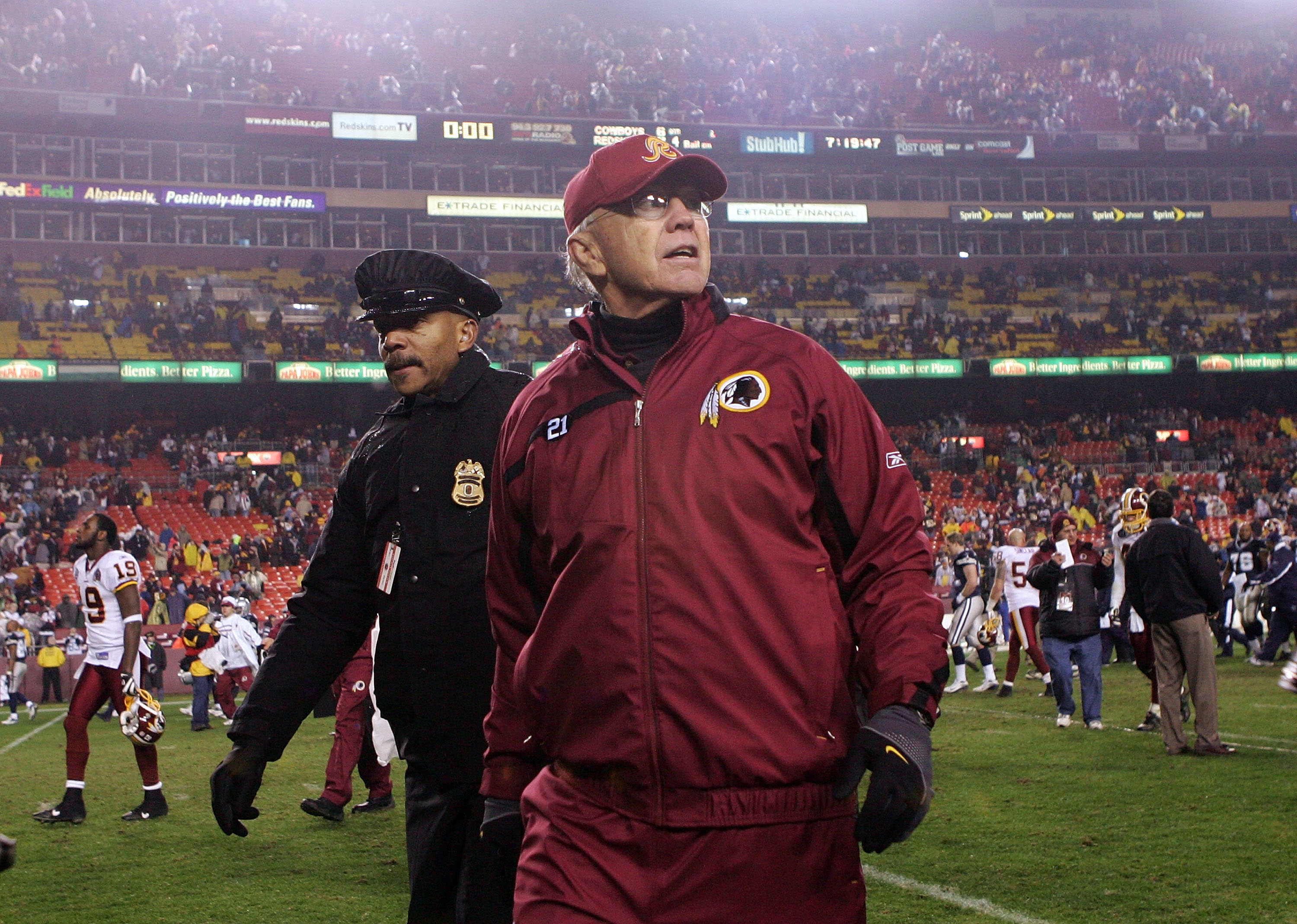 Joe Gibbs - The classic Washington Redskins R hat that Coach Joe