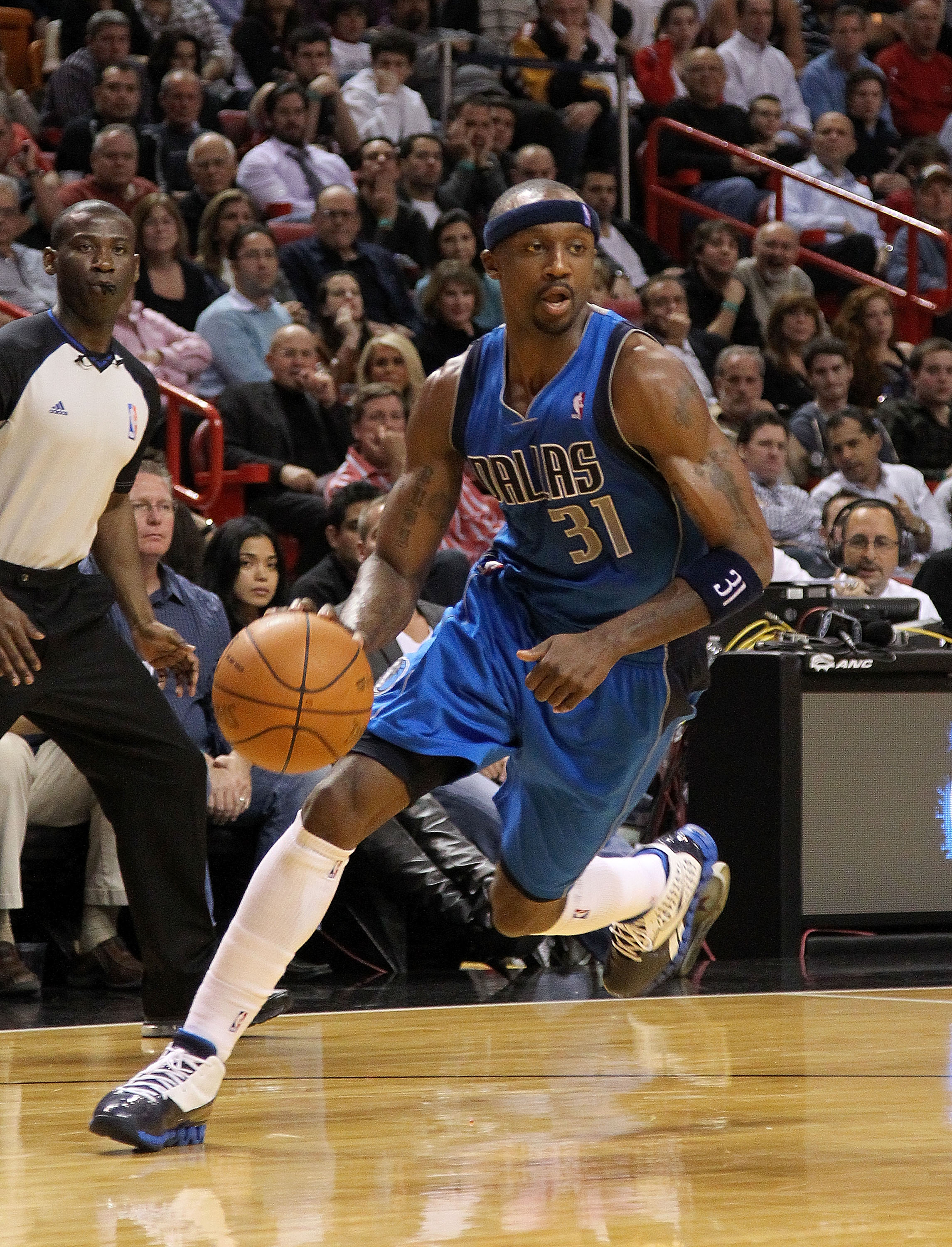 MIAMI, FL - DECEMBER 20:  Jason Terry #31 of the Dallas Mavericks dribbles during a game against the Miami Heat at American Airlines Arena on December 20, 2010 in Miami, Florida. NOTE TO USER: User expressly acknowledges and agrees that, by downloading an