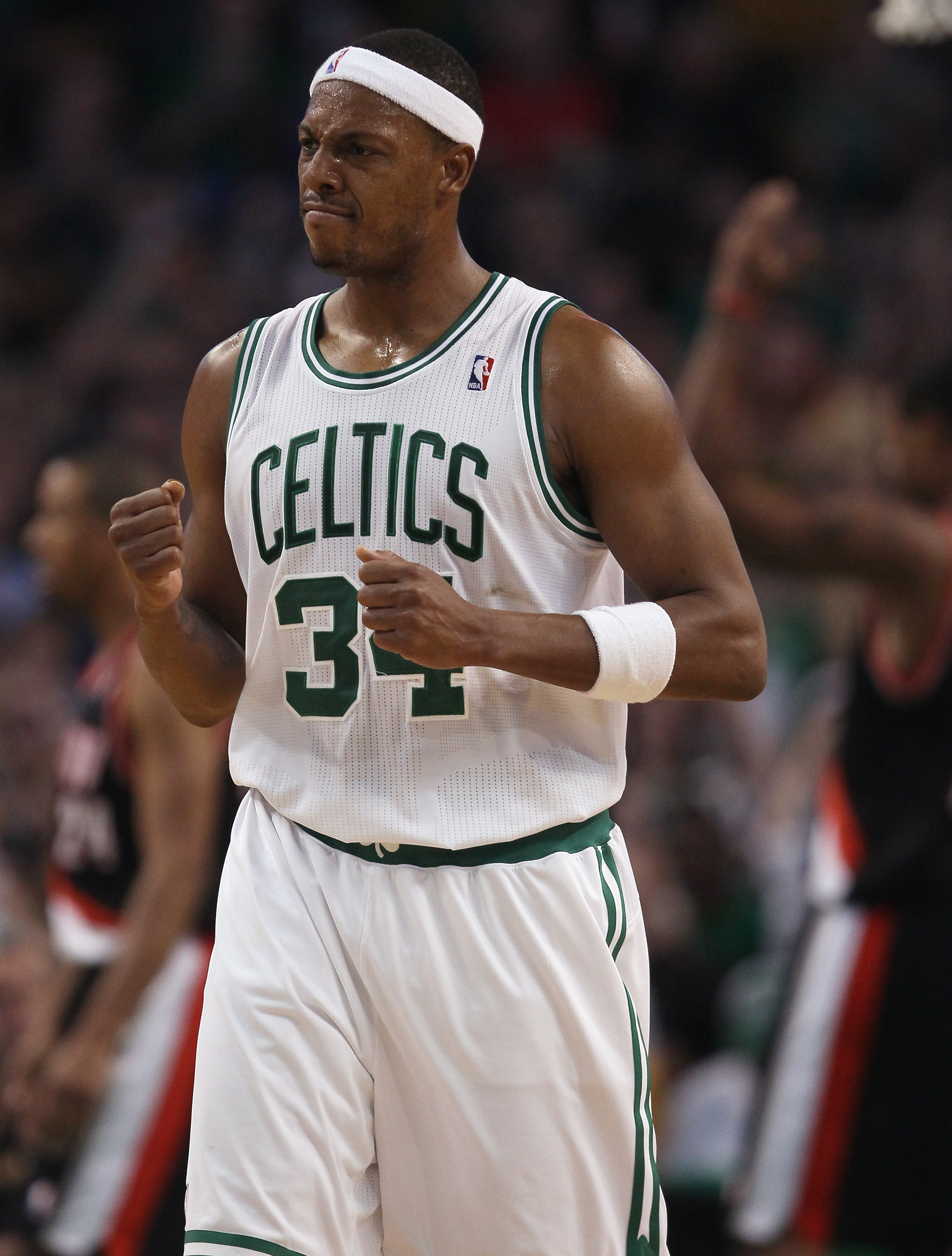 Paul Pierce remembers glory days with Celtics as No. 34 is raised