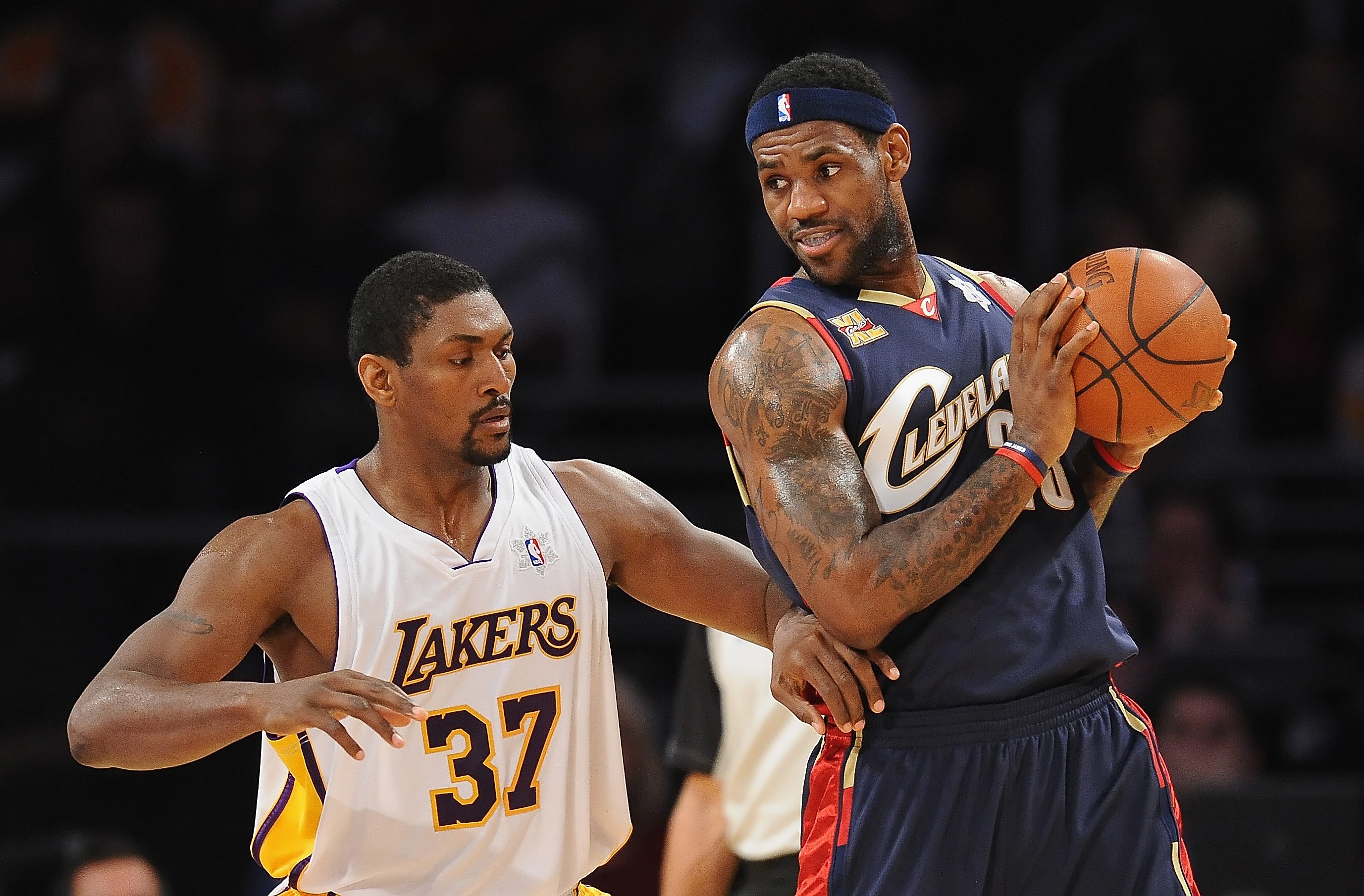 NBA has a problem with Christmas: From Kobe vs LeBron duels to a vacuum