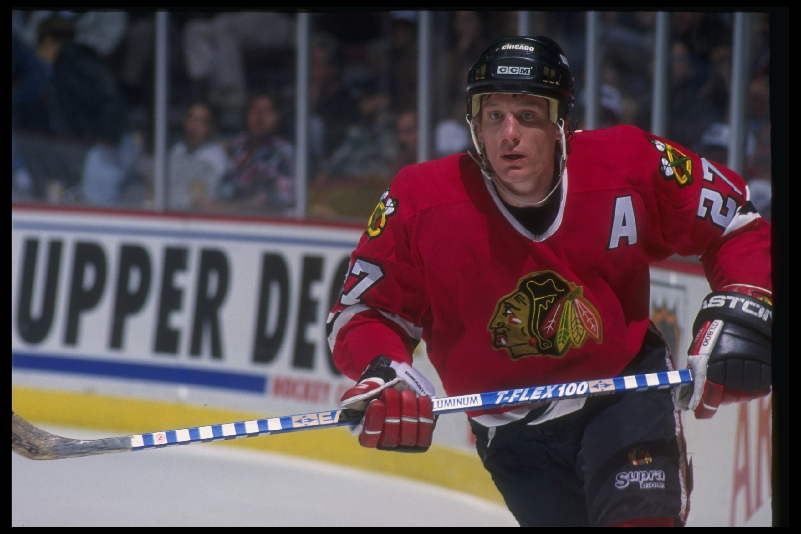 11 Mar 1994:  Center Jeremy Roenick of the Chicago Blackhawks moves down the ice during a game against the Anaheim Mighjty Ducks at Arrowhead Pond in Anaheim, California. Mandatory Credit: J.D. Cuban  /Allsport