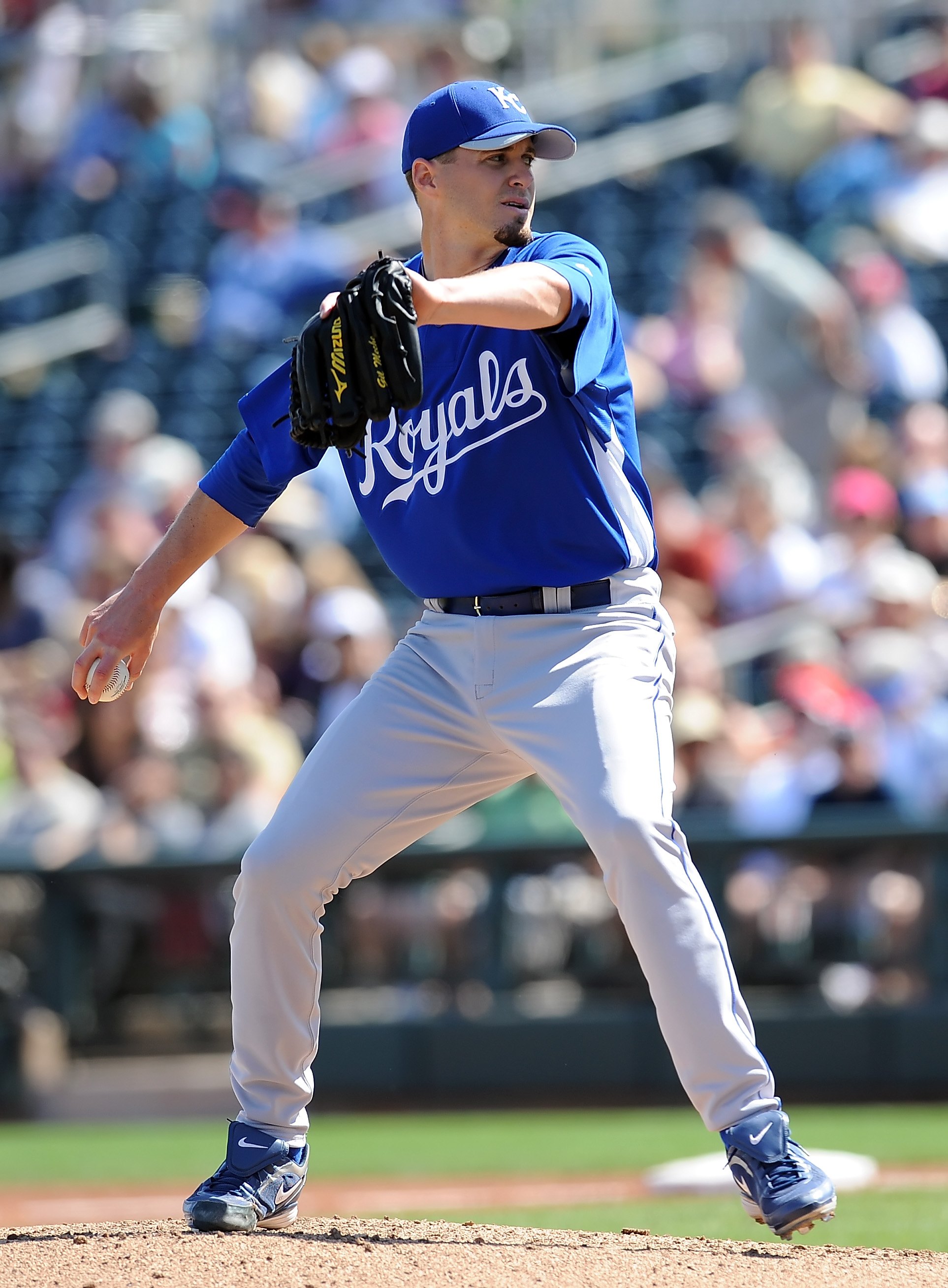 Royals Pitcher Gil Meche Retires, Tossing Away $12 Million