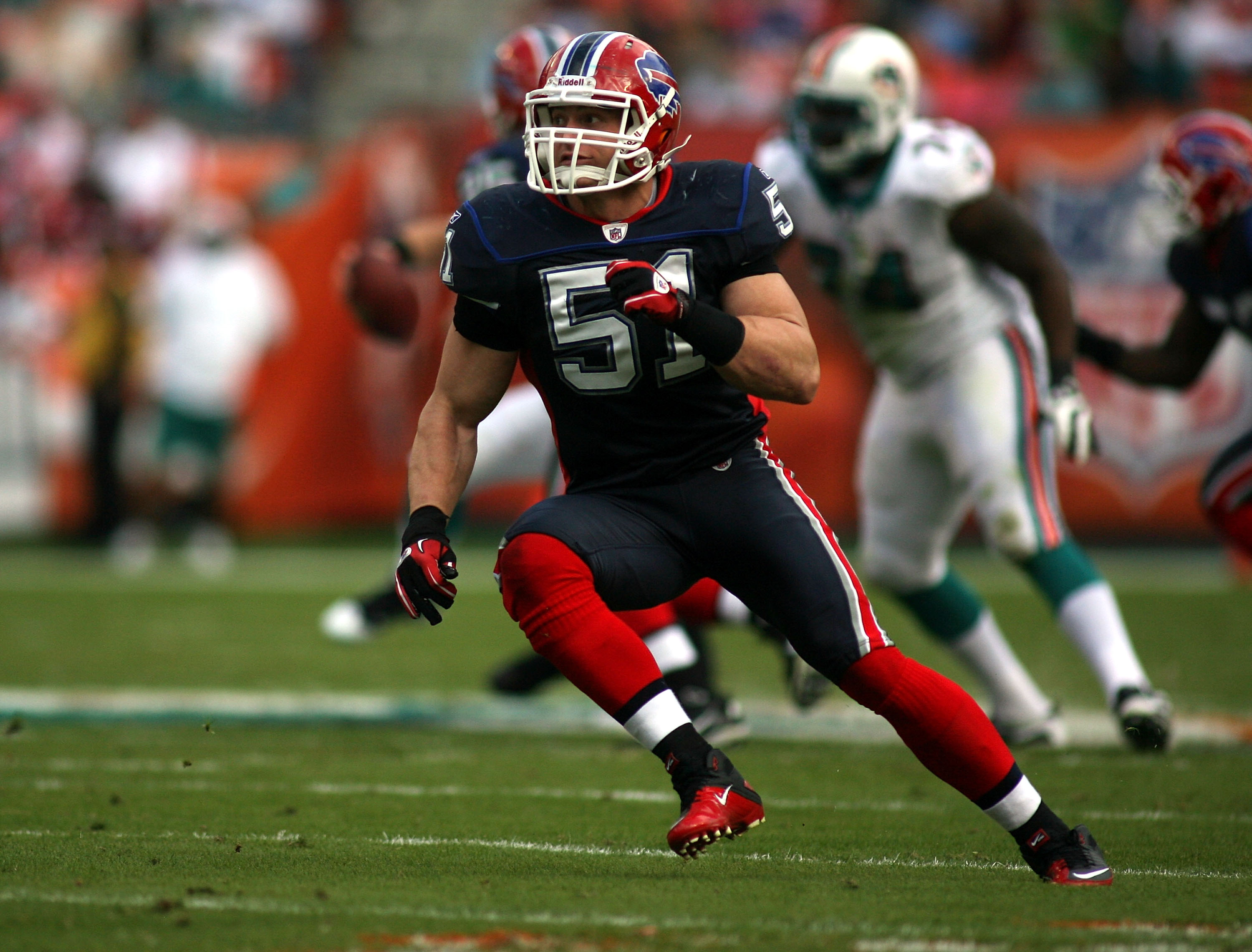 Buffalo Bills linebacker Paul Posluszny (51) in action during