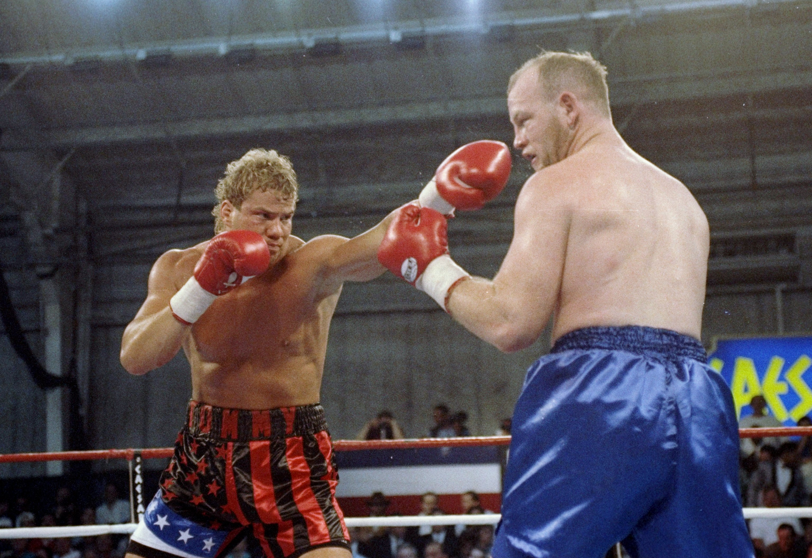 20 Mar 1992:  Jerry Wimpy Halstead (right) and Tommy Morrison in action during a bout. Mandatory Credit: Gary Newkirk  /Allsport