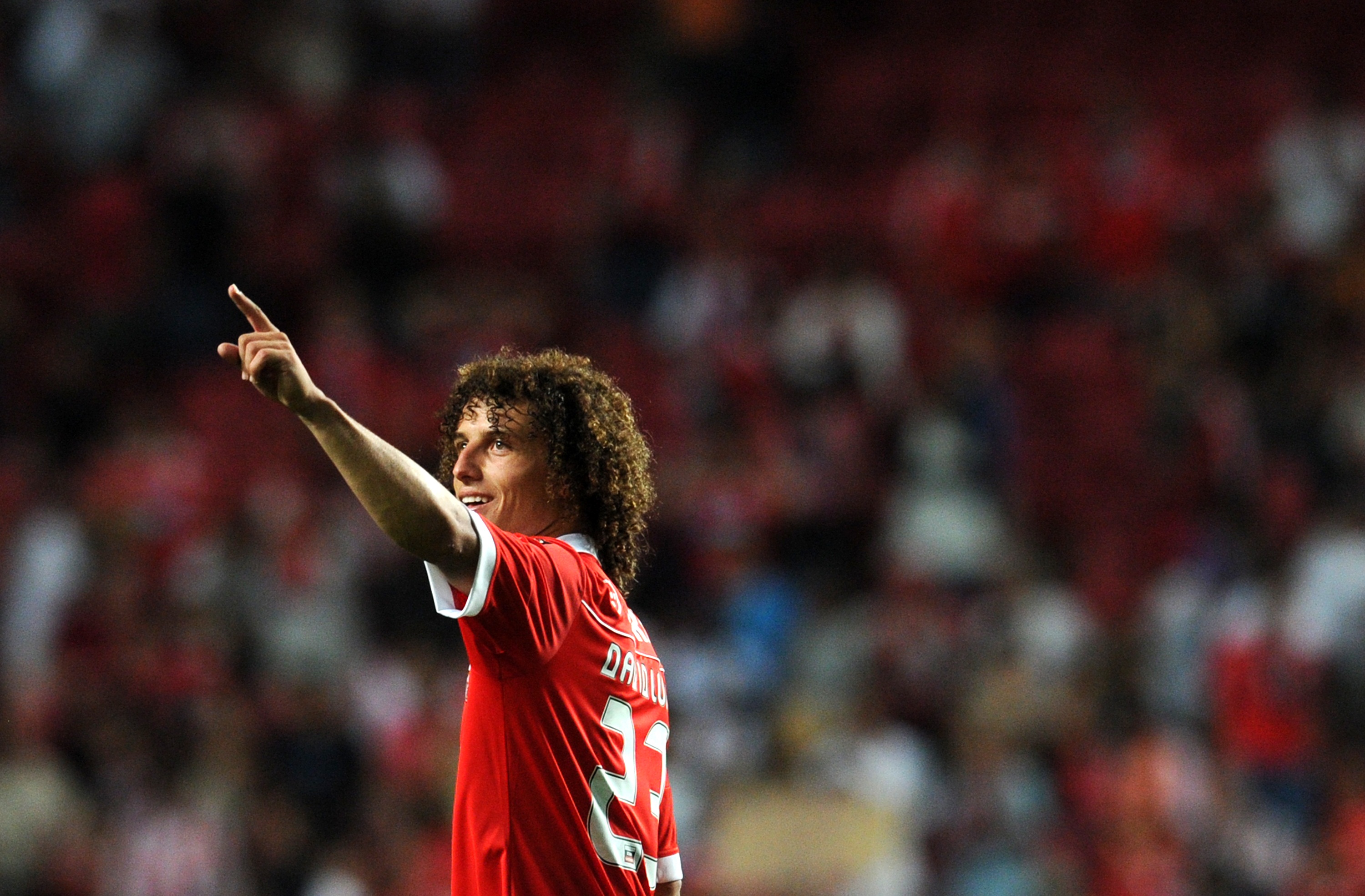 LISBON, PORTUGAL - AUGUST 28:  David Luiz of Benfica gestures during the Portuguese Liga match between Benfica and Vitoria Setubal at Luz Stadium on August 28, 2010 in Lisbon, Portugal.  (Photo by Patricia de Melo/EuroFootball/Getty Images)