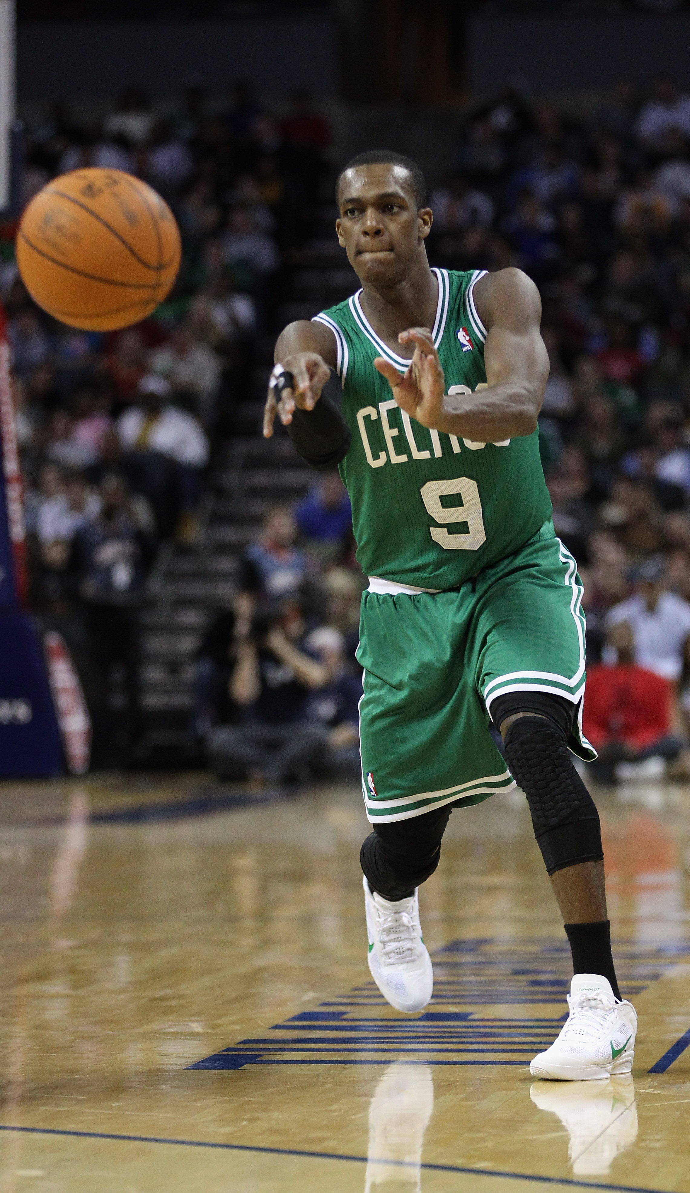 CHARLOTTE, NC - DECEMBER 11:  Rajon Rondo #9 of the Boston Celtics against the Charlotte Bobcats during their game at Time Warner Cable Arena on December 11, 2010 in Charlotte, North Carolina. NOTE TO USER: User expressly acknowledges and agrees that, by