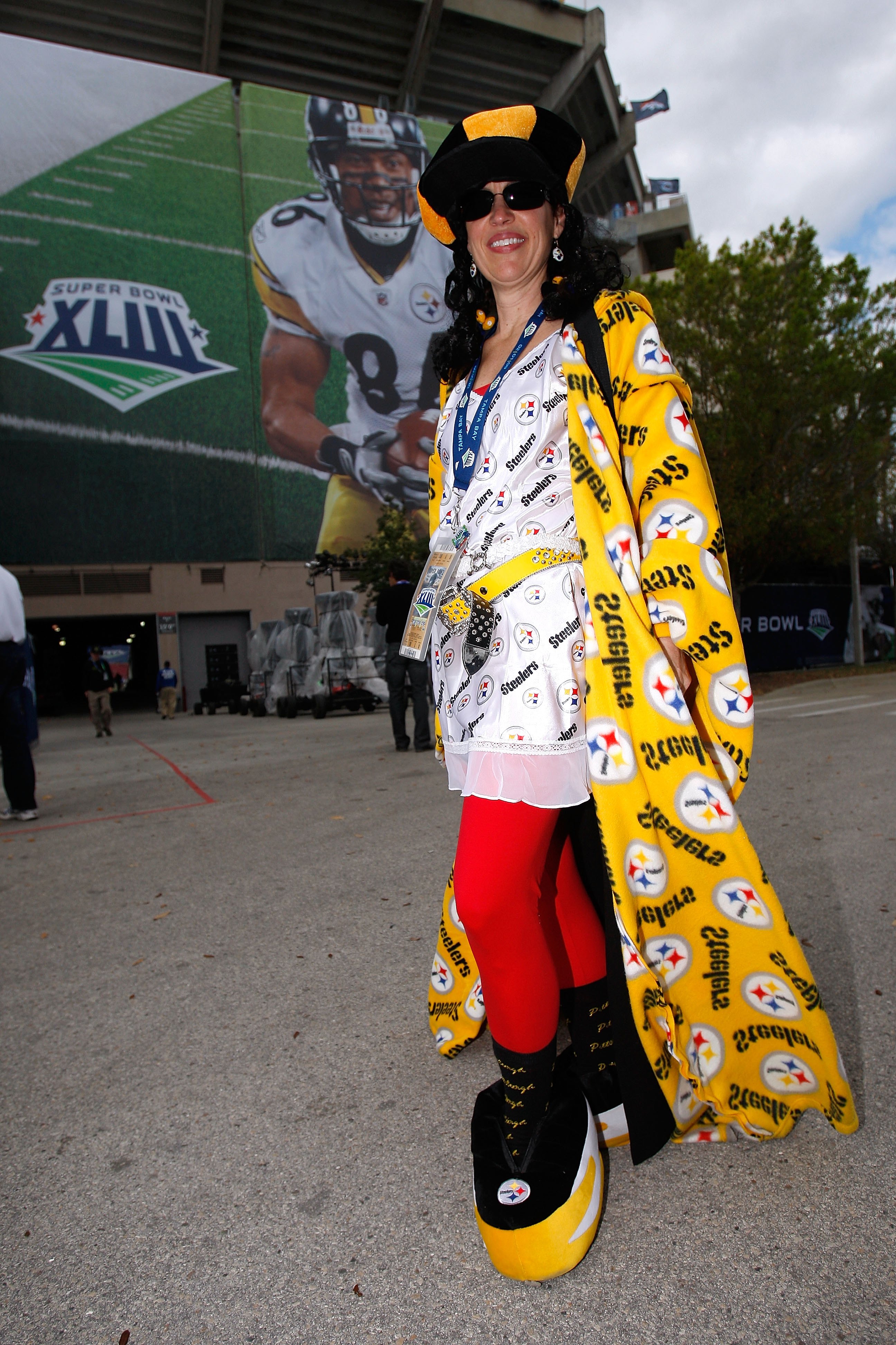 The scariest fans in the NFL take off their makeup