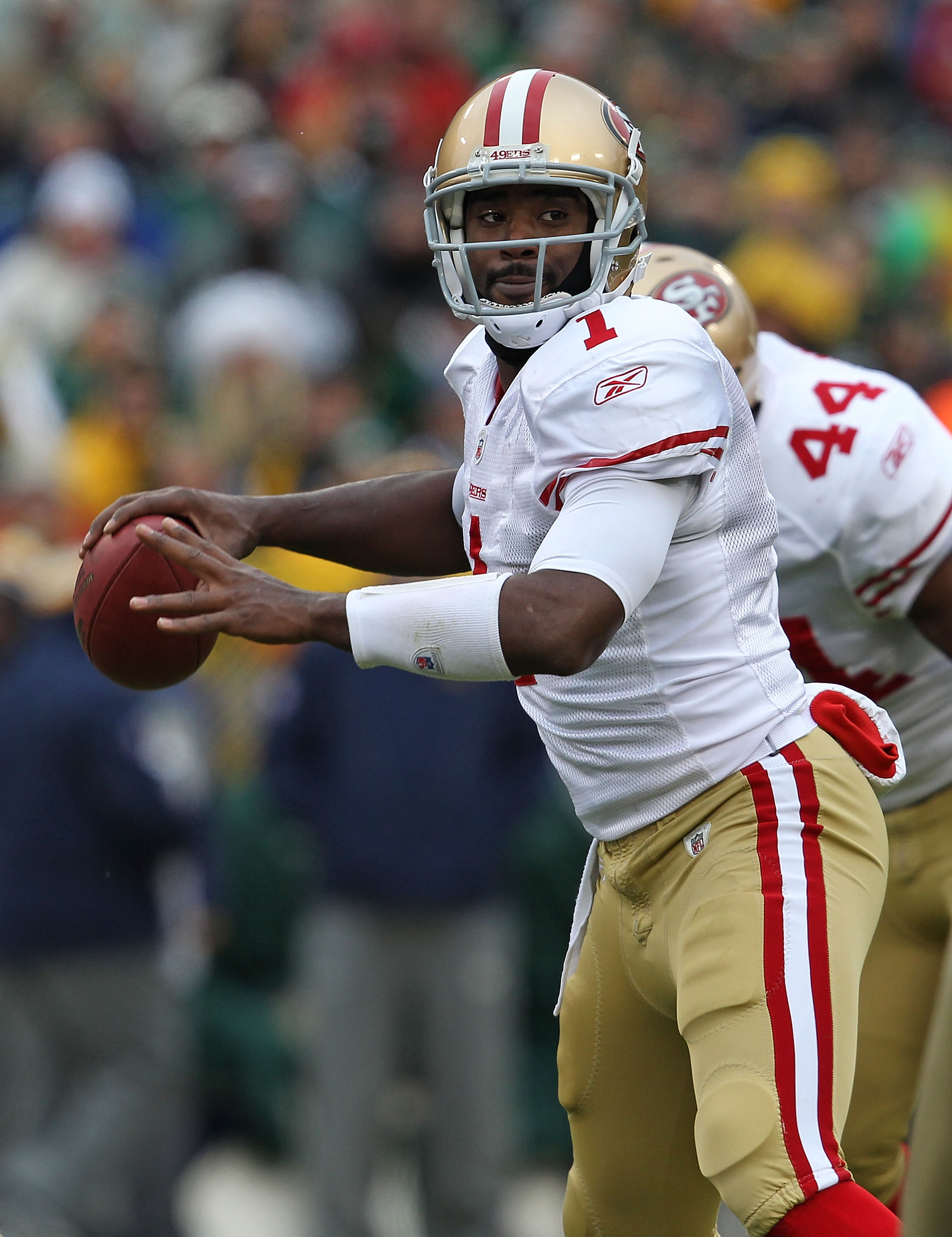 GREEN BAY, WI - DECEMBER 05: Troy Smith #1 of the San Francisco 49ers throws a pass against the Green Bay Packers at Lambeau Field on December 5, 2010 in Green Bay, Wisconsin. The Packers defeated the 49ers 34-16. (Photo by Jonathan Daniel/Getty Images)
