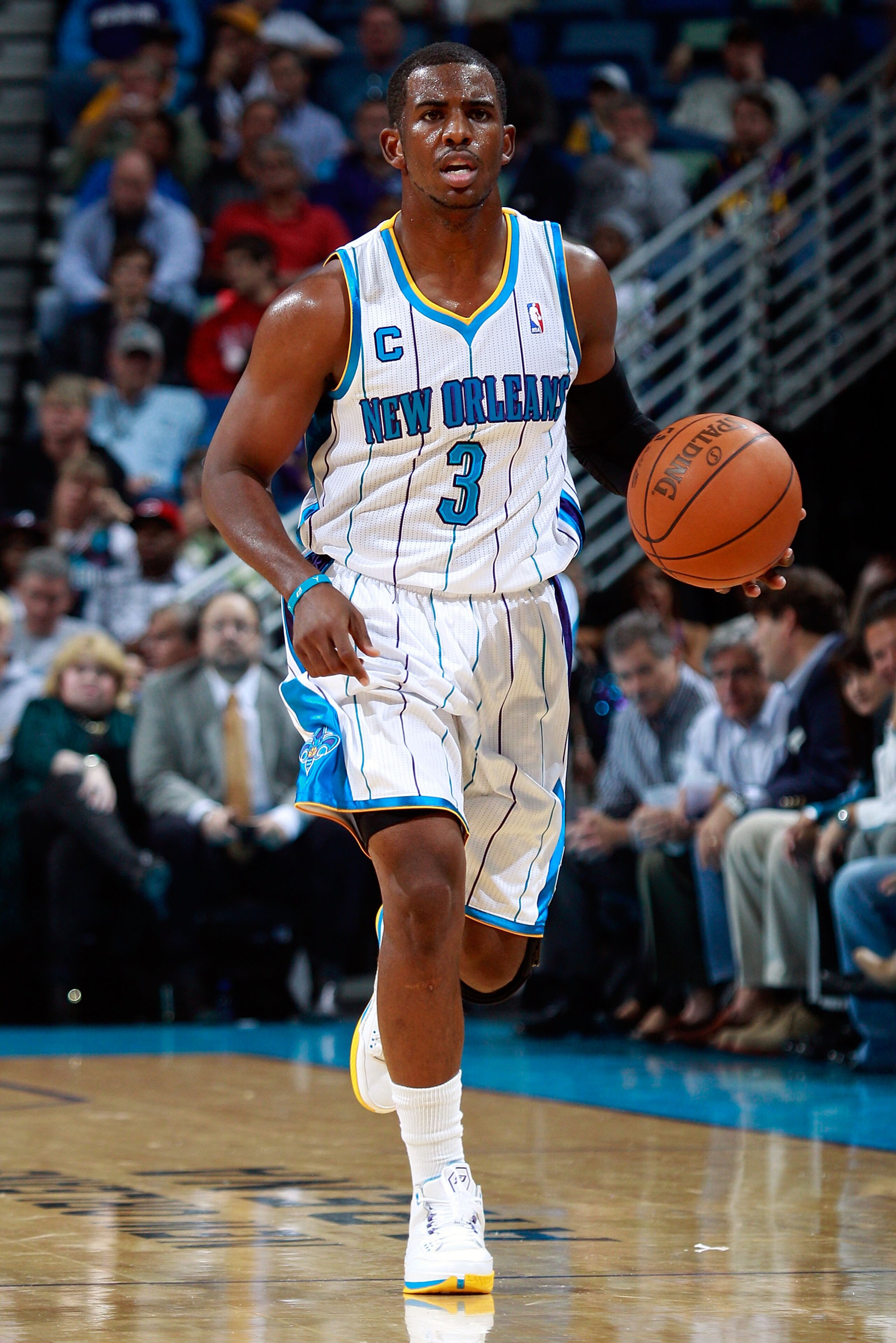 NEW ORLEANS - NOVEMBER 17:  Chris Paul #3 of the New Orleans Hornets drives the ball up the court during the game against the Dallas Mavericks at the New Orleans Arena on November 17, 2010 in New Orleans, Louisiana.  NOTE TO USER: User expressly acknowled