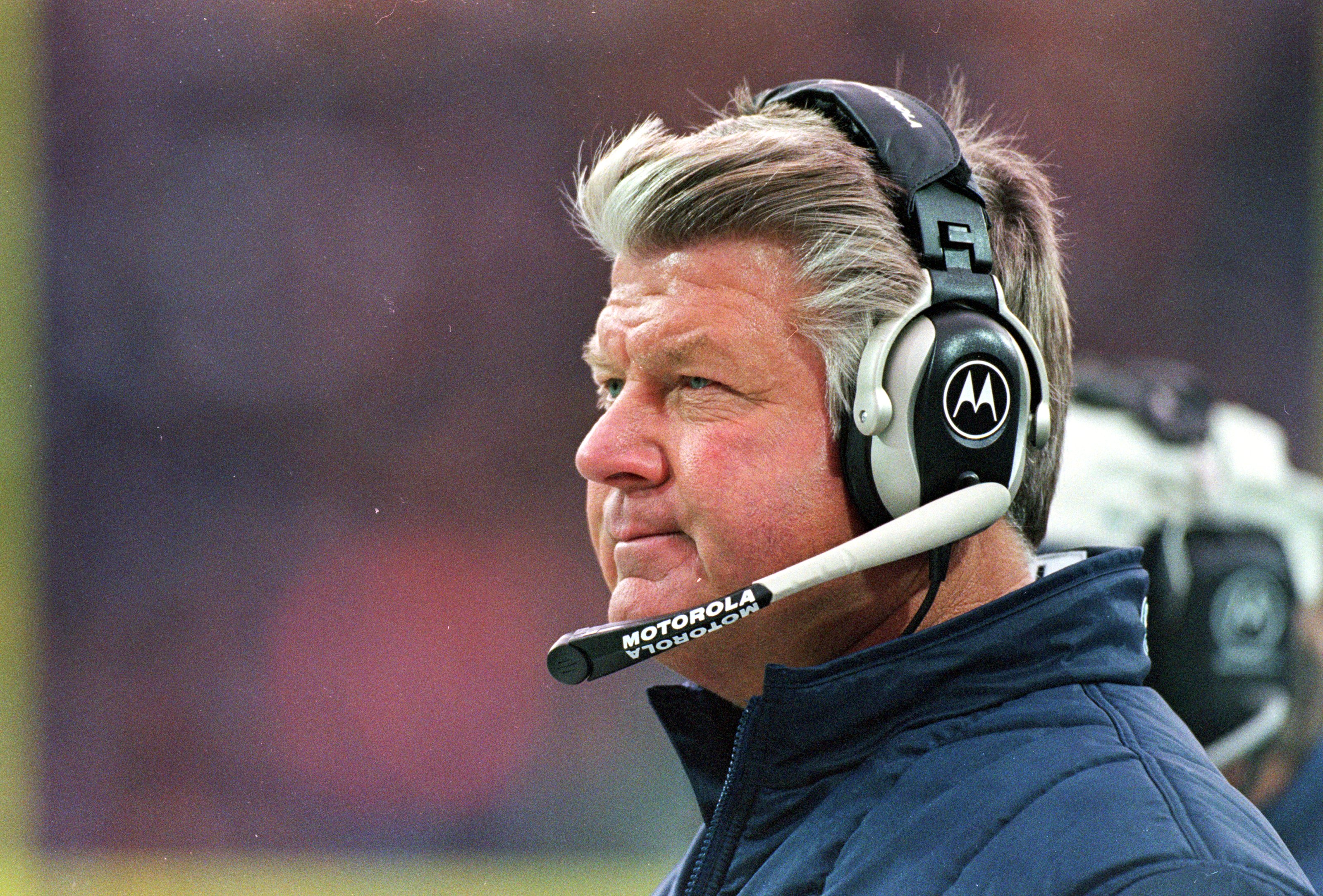 Jimmy Johnson B/R Sits Down with the Dallas Cowboys and Miami Coaching
