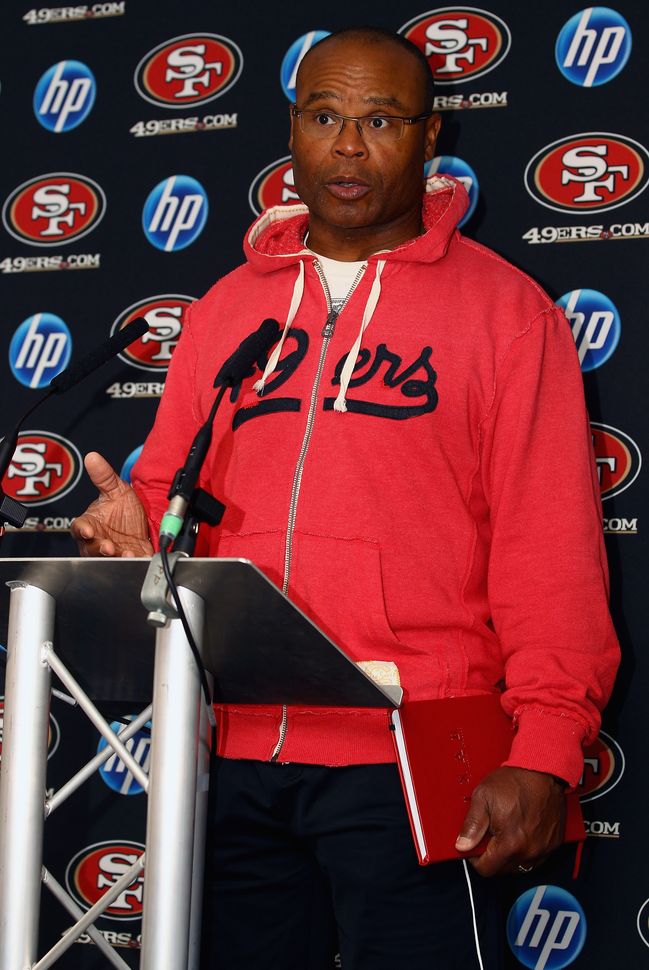 Singletary retained as 49ers' coach after win - The San Diego Union-Tribune