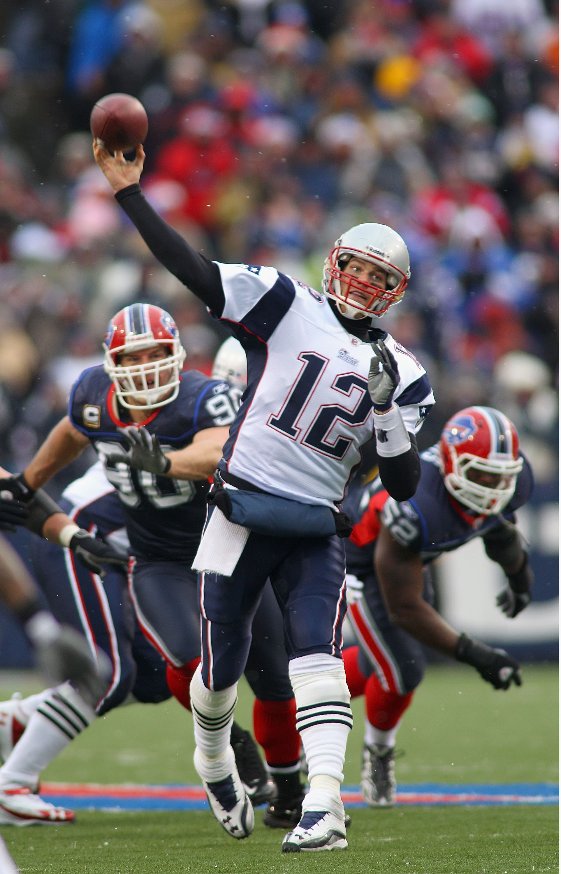 Patriots vs. Bills: Tom Brady Sets Records as New England Creams