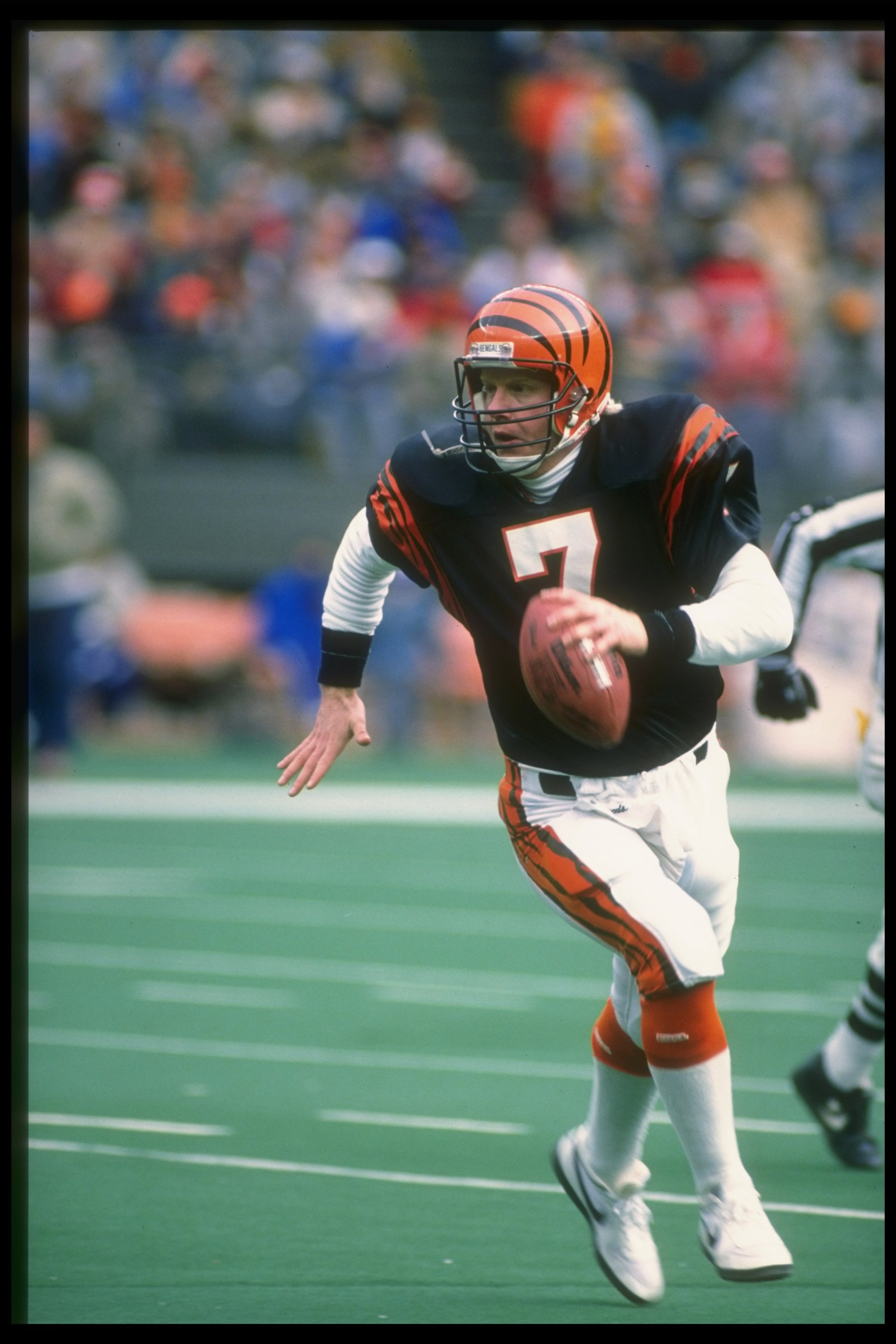 Undated:  Quarterback Boomer Esiason of the Cincinnati Bengals looks to pass the ball during a game at Riverfront Stadium in Cincinnati, Ohio. Mandatory Credit: Jonathan Daniel  /Allsport