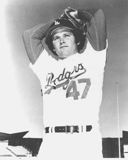 Atlanta Braves Photo (1977) - Andy Messersmith wearing the Atlanta Braves  home uniform during the 1977 season