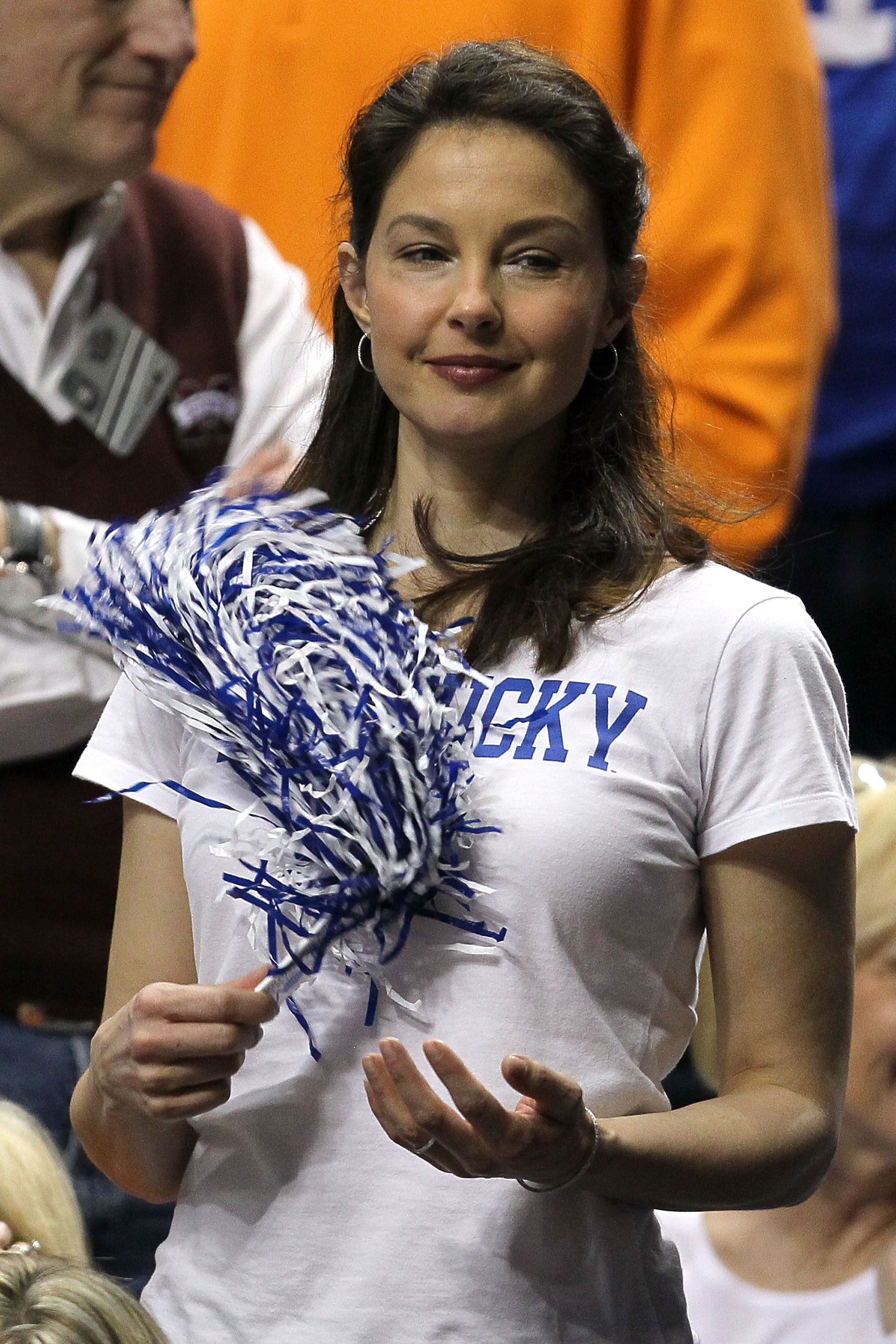 Kentucky's Ashley Judd and 20 Dedicated Celebrity Fans in College Basketball ...