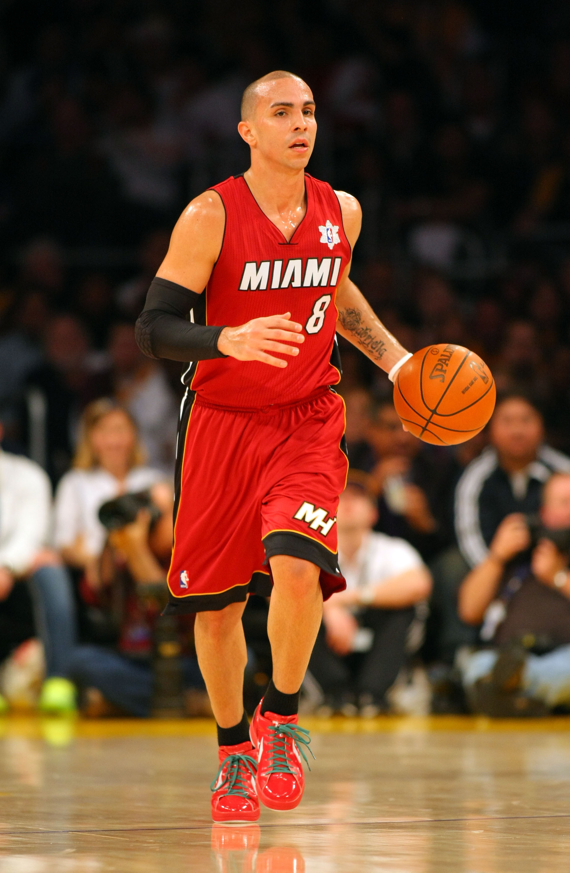 Eddie Jones of the Miami Heat brings the ball upcourt during the game  News Photo - Getty Images
