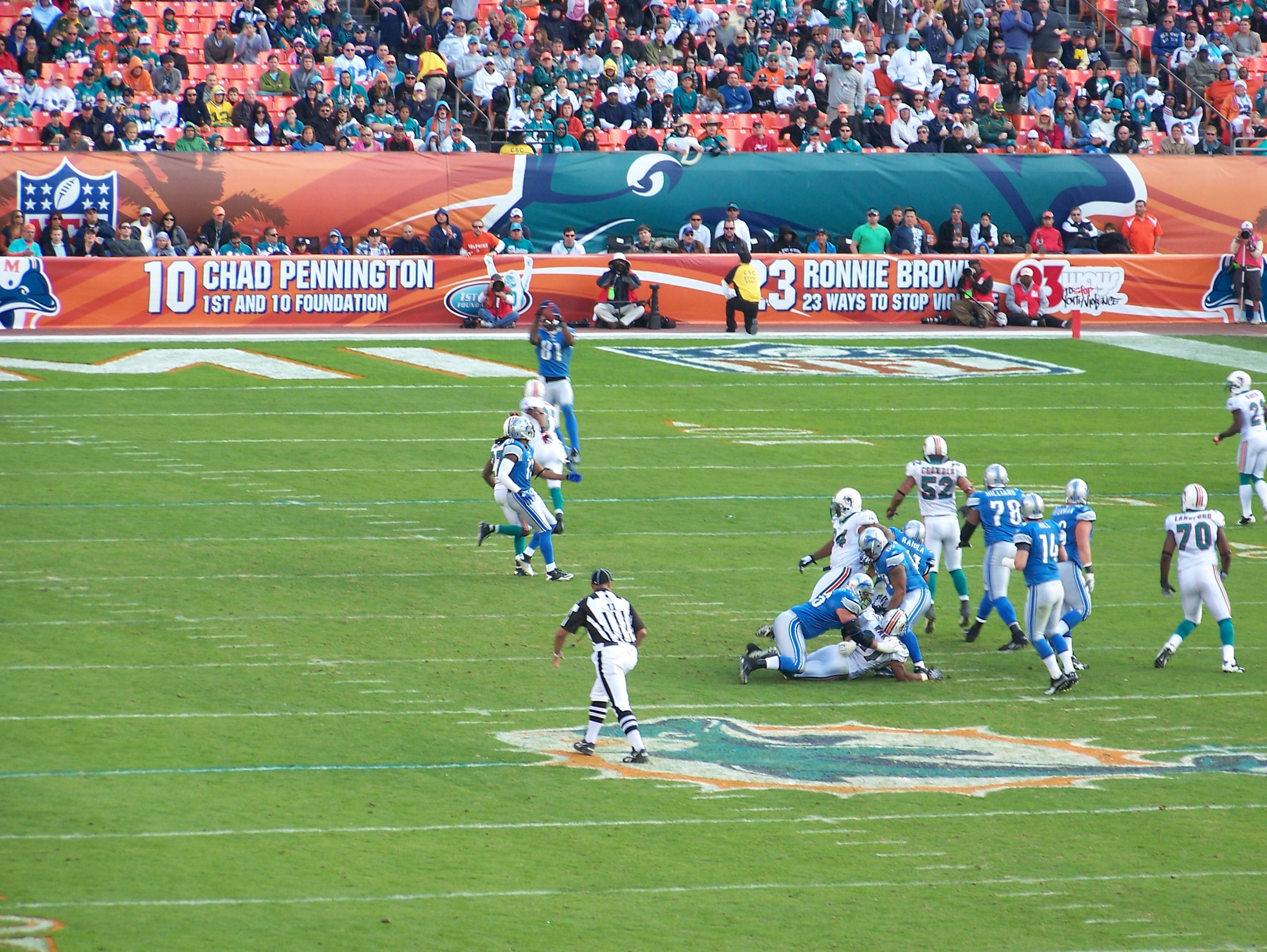 The D took the day off': Fans, experts react to Miami Dolphins vs. Detroit  Lions shootout