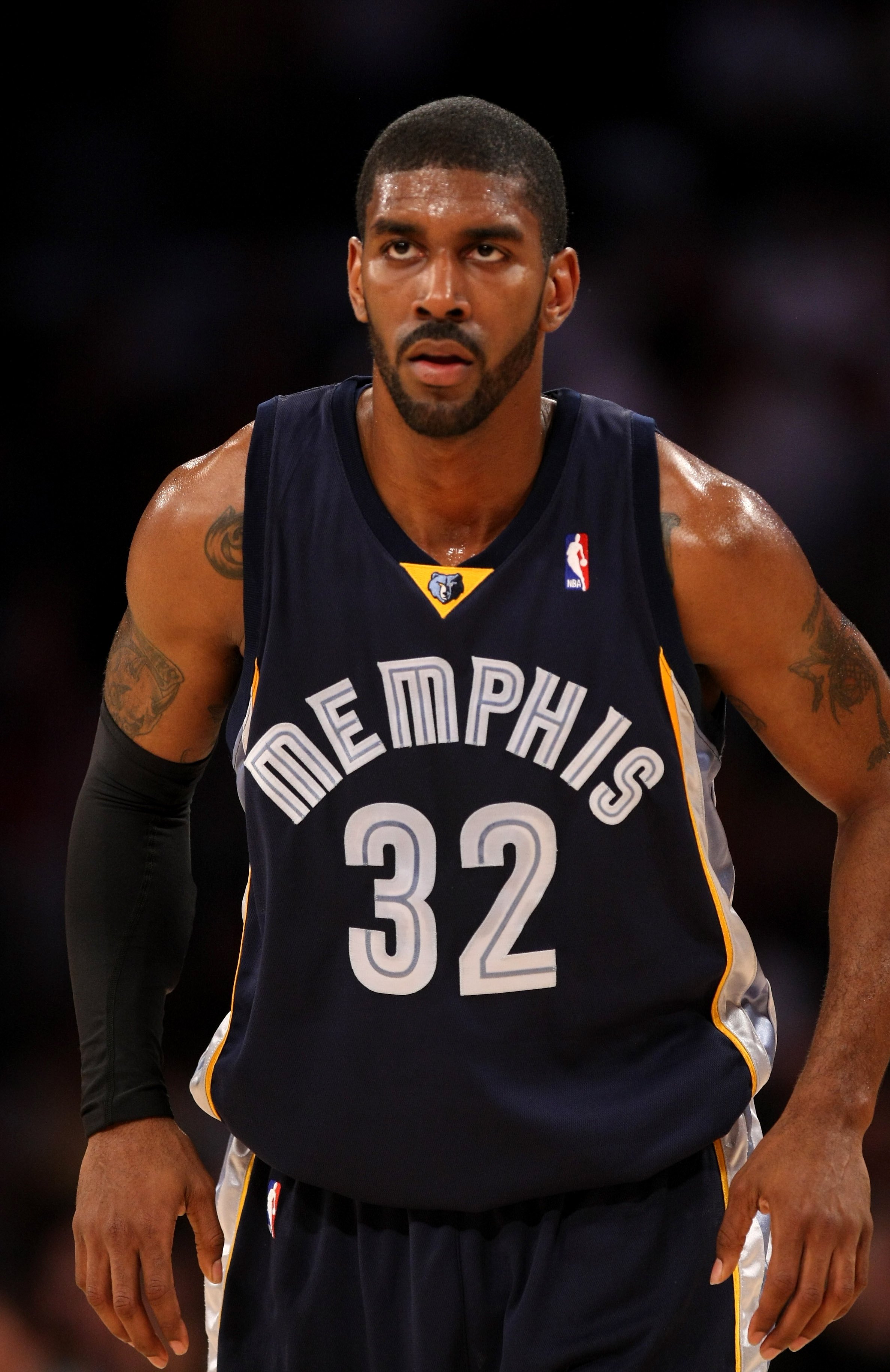 LOS ANGELES - APRIL 12:  O.J. Mayo #32 of the Memphis Grizzlies sets on the court aganst the Los Angeles Lakers on April 12, 2009 at Staples Center in Los Angeles, California.   NOTE TO USER: User expressly acknowledges and agrees that, by downloading and