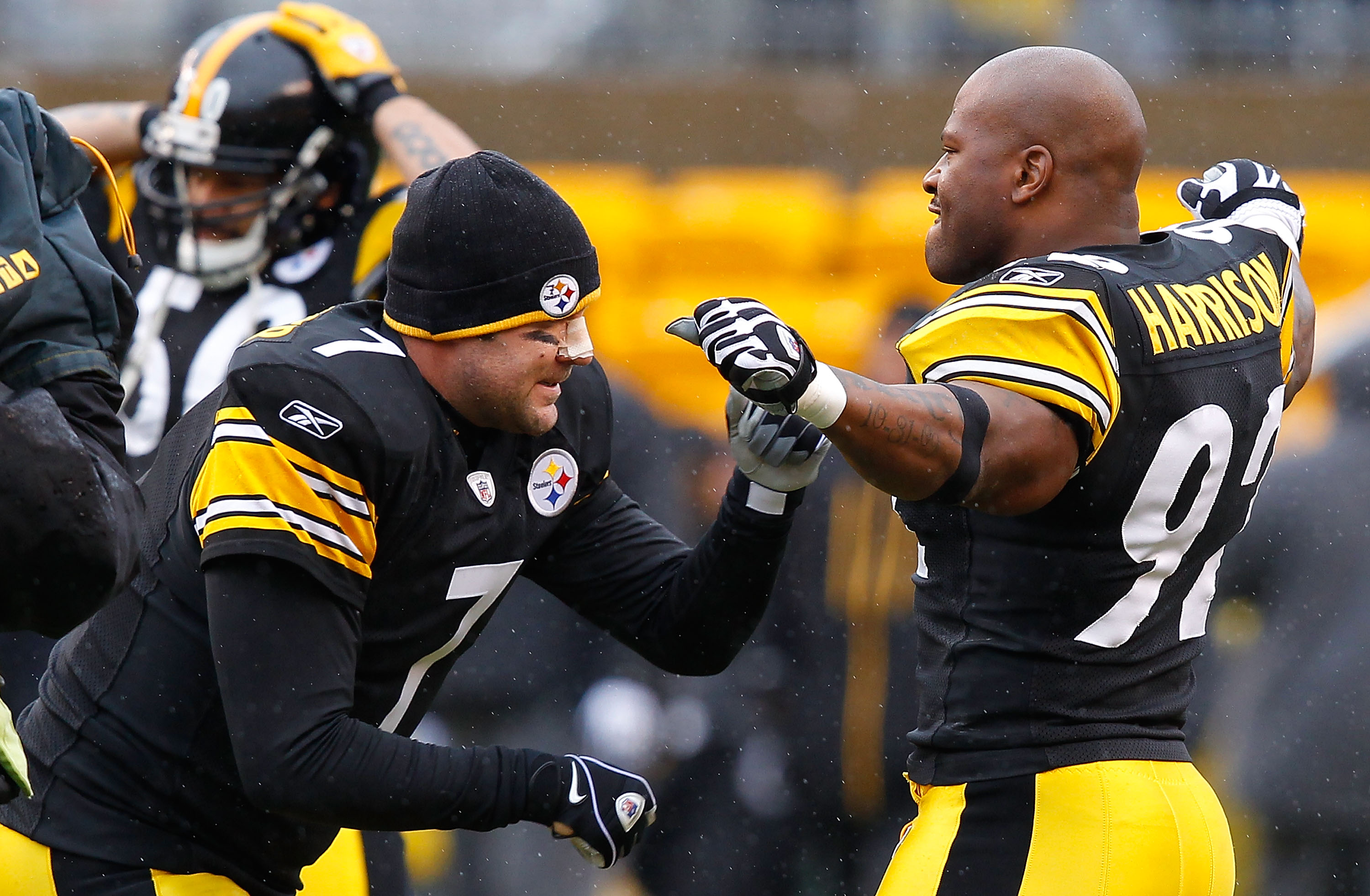 672 Pittsburgh Steelers Lamarr Woodley Photos & High Res Pictures - Getty  Images