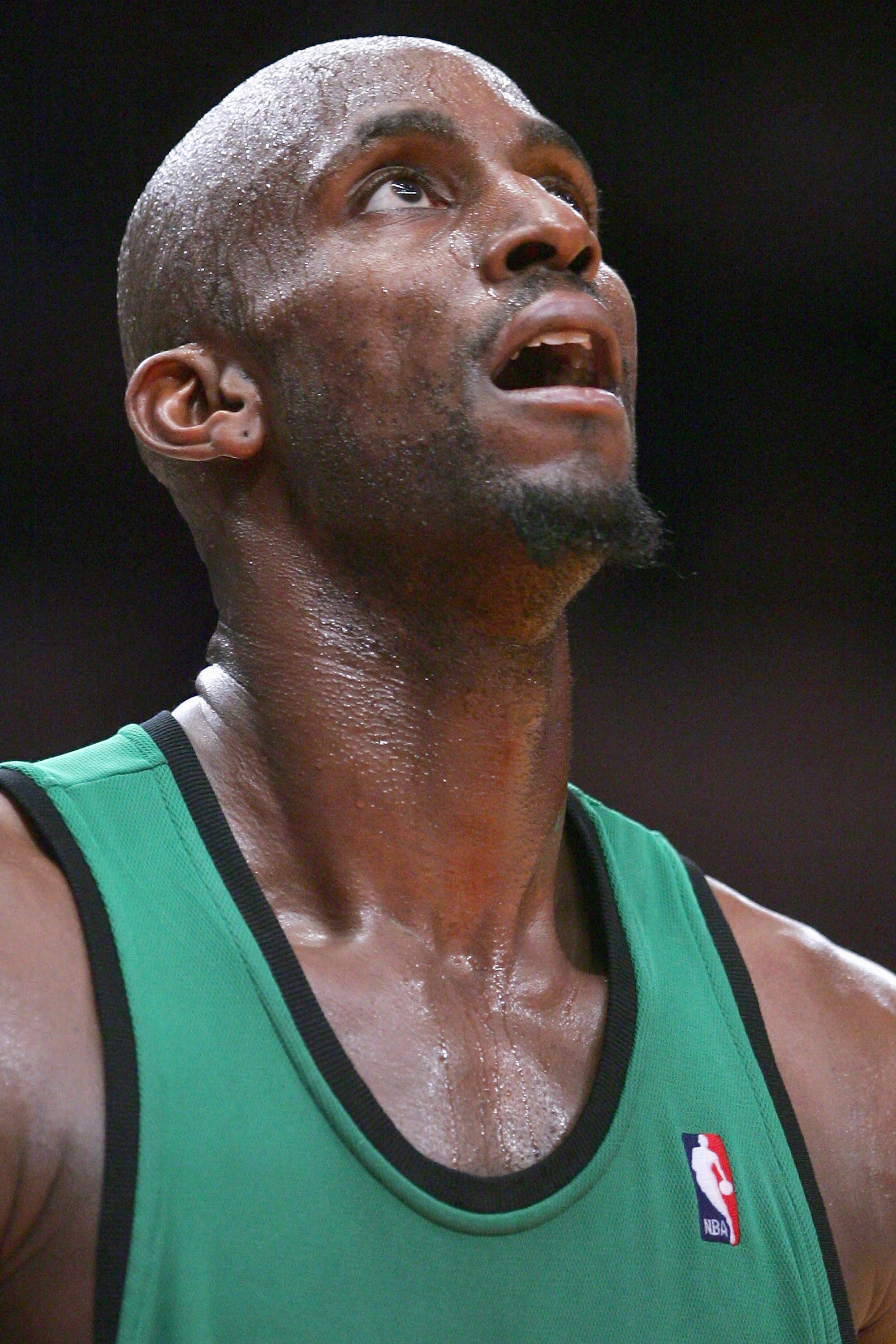 NEW YORK - FEBRUARY 06:  Kevin Garnett #5 of the Boston Celtics looks on against the New York Knicks at Madison Square Garden on February 6, 2009 in New York City. NOTE TO USER: User expressly acknowledges and agrees that, by downloading and/or using this