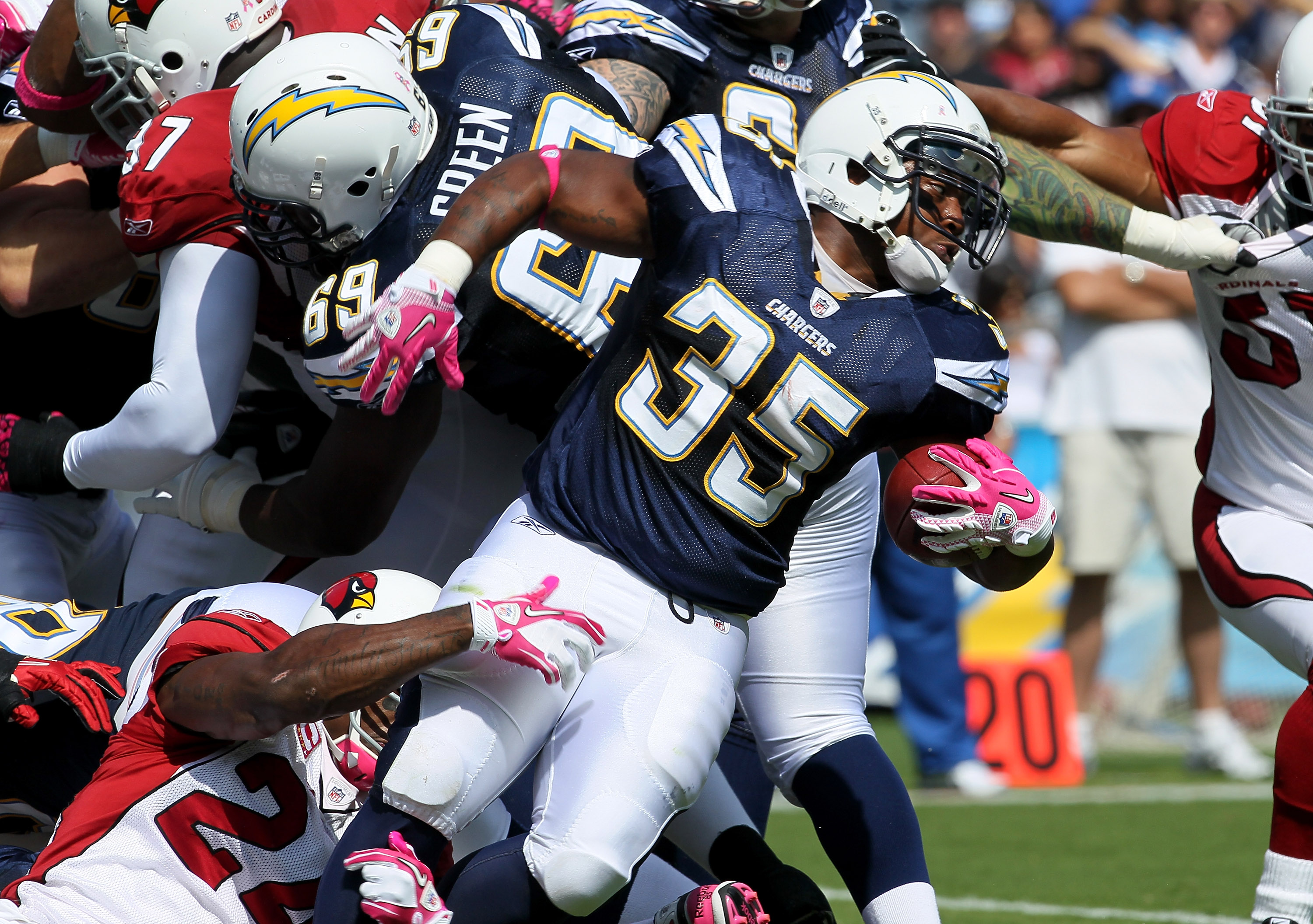 NOVEMBER 22, 2010 SAN DIEGO CHARGERS GAME DAY MAGAZINE FEATURING