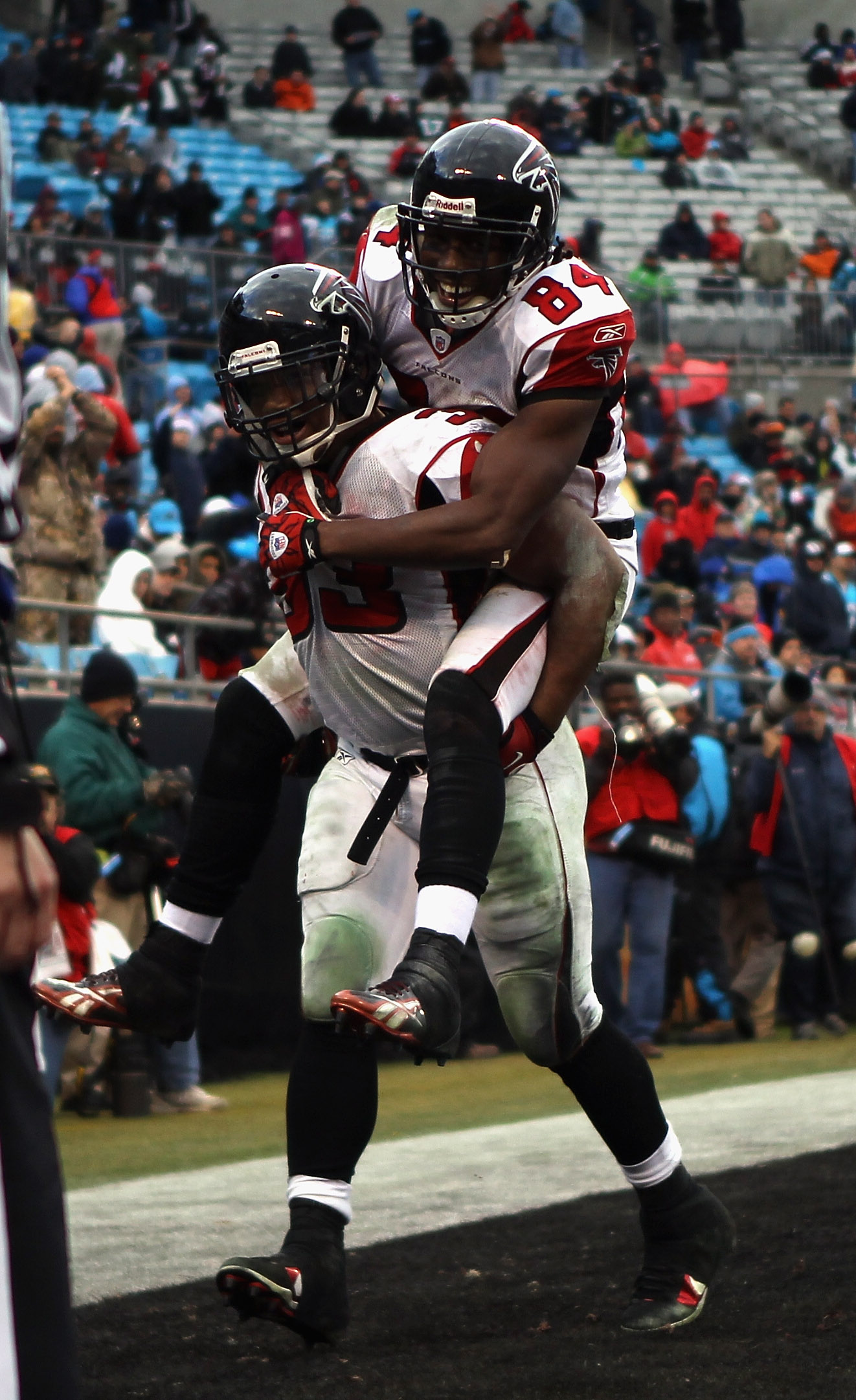 Atlanta Falcons Top Five Stories Of 2010: Winning In Roddy White's World -  SB Nation Atlanta