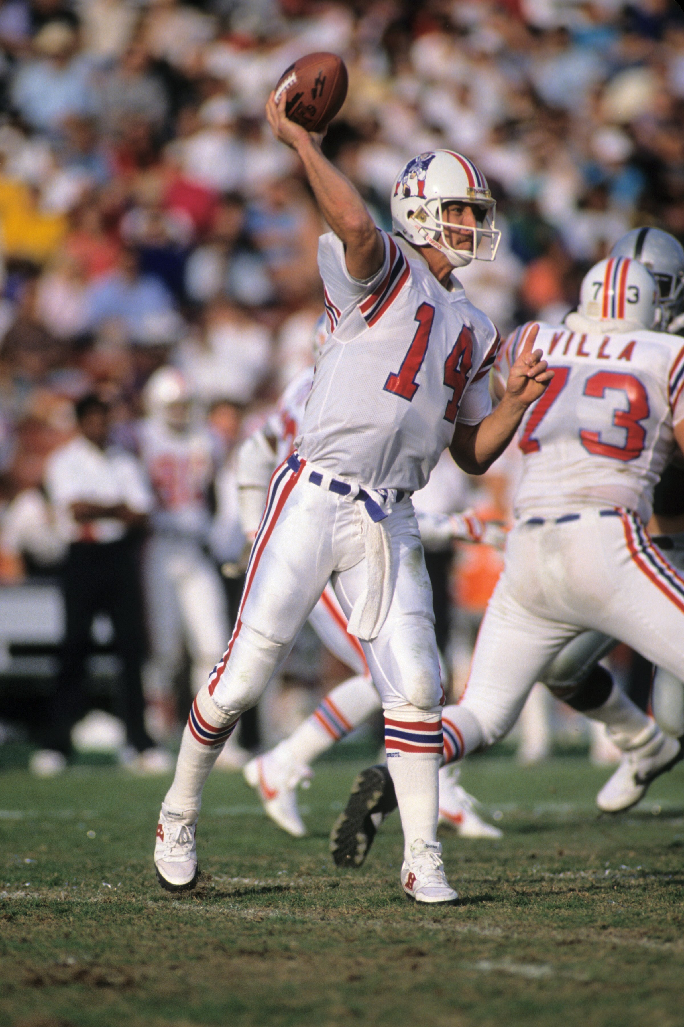 QB Steve Grogan, 1975 Colts at Patriots  Football conference, Nfl players,  Nfl teams