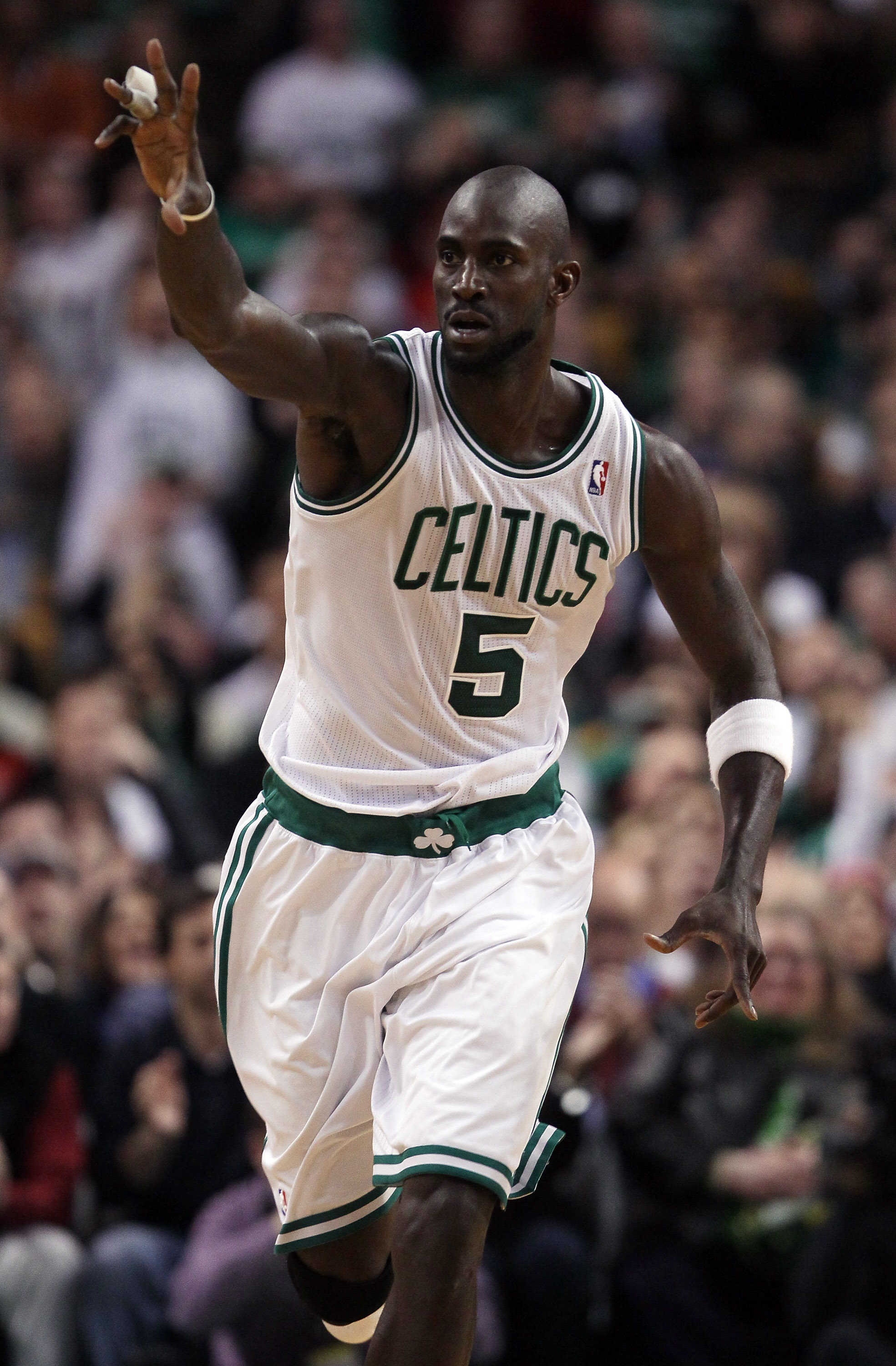 Kevin Garnett: What Latest Boston Celtics Injury Means for the NBA