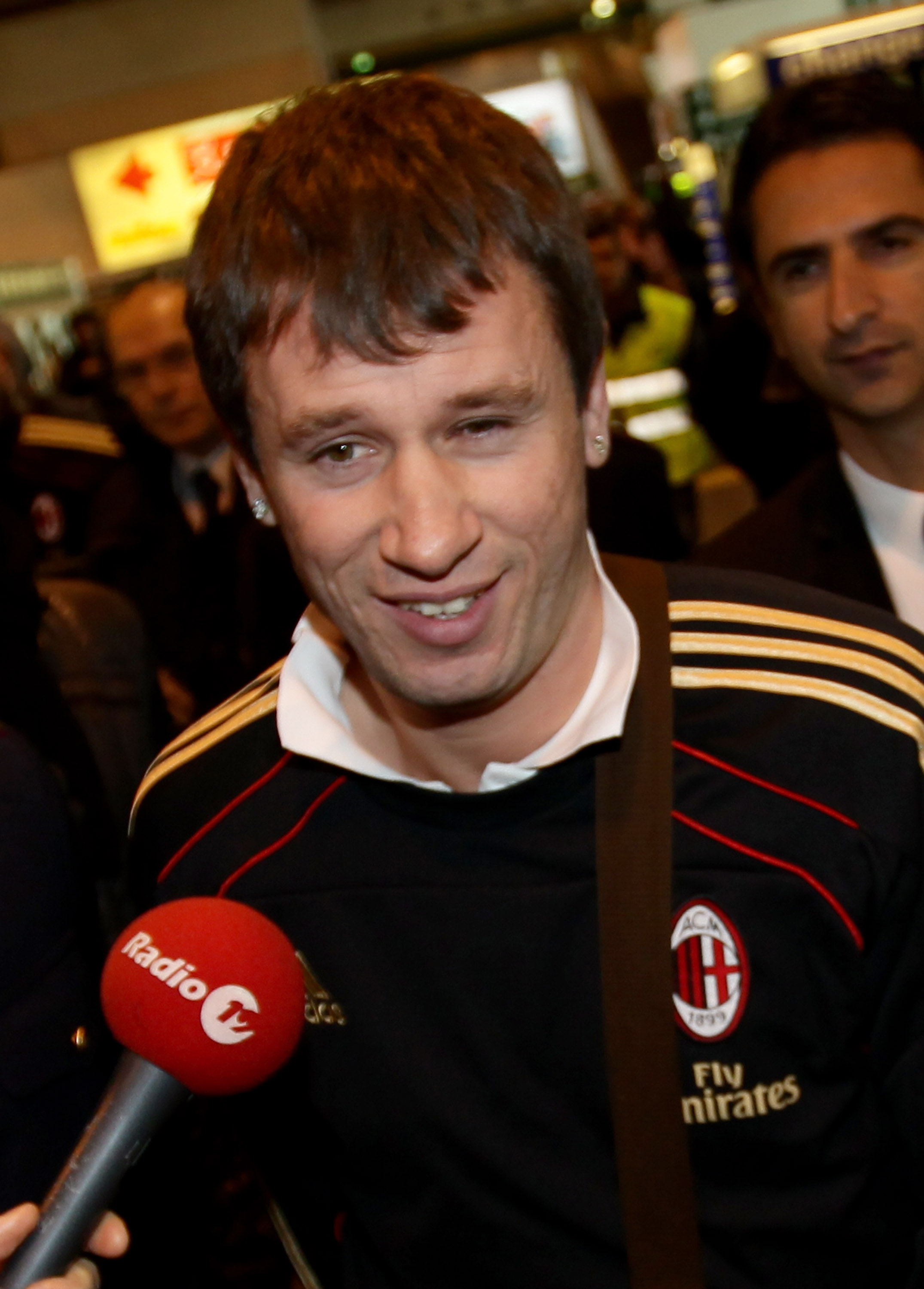 MILAN, ITALY - DECEMBER 27:  AC Milan forward Antonio Cassano is seen at Malpensa Airport before the departure for AC Milan Training Camp in Dubai  on December 27, 2010 in Milan, Italy.  (Photo by Vittorio Zunino Celotto/Getty Images)