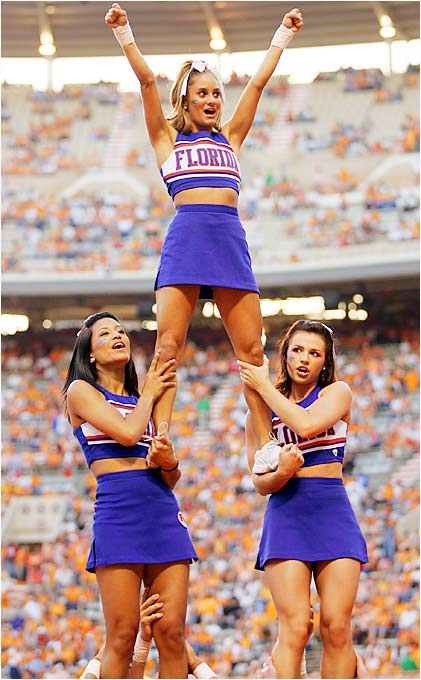 Outback Bowl 2010: Florida Vs. Penn State Cheerleader Showdown ...