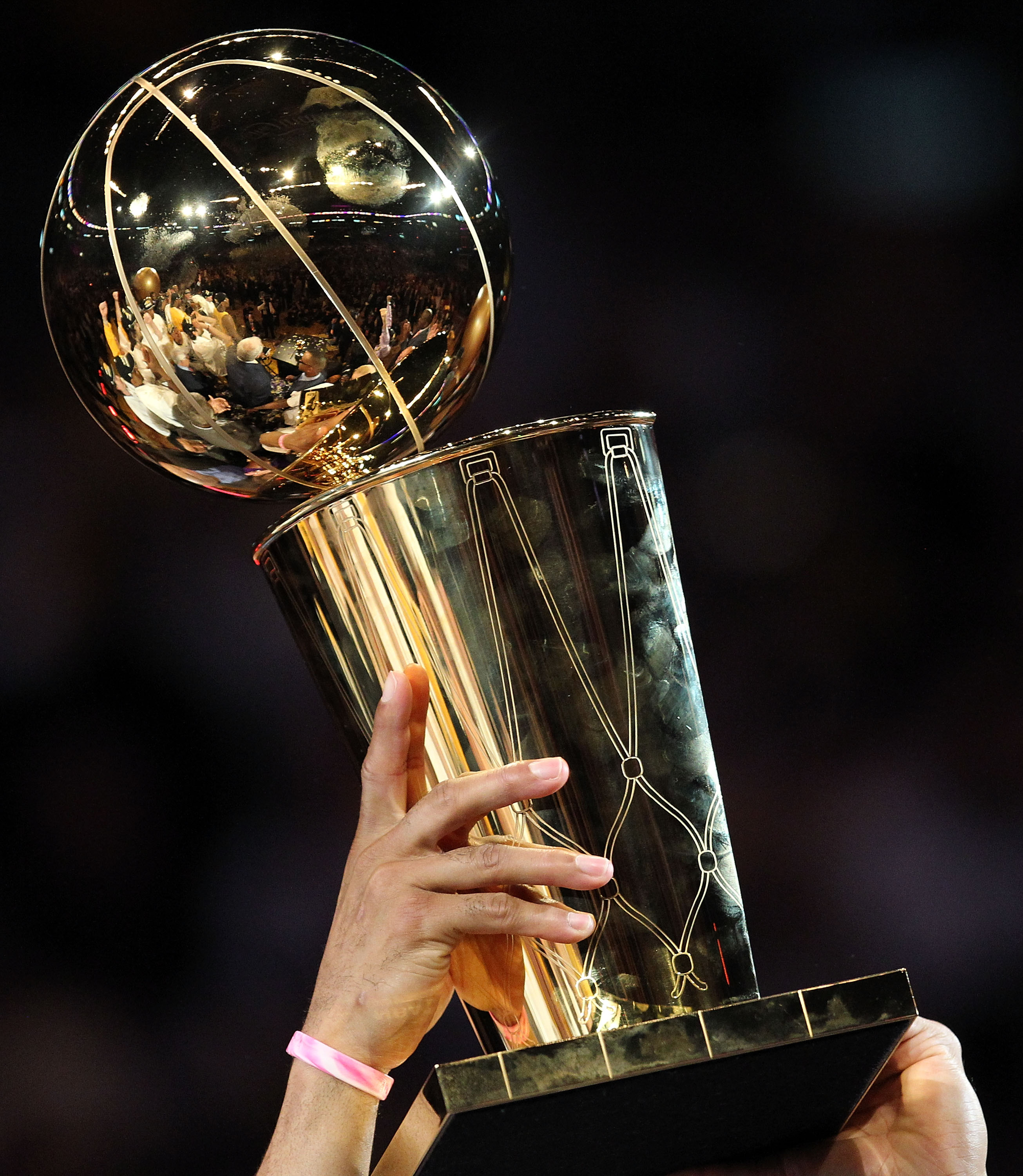 Larry O'Brien Trophy (NBA) – TrophyClone