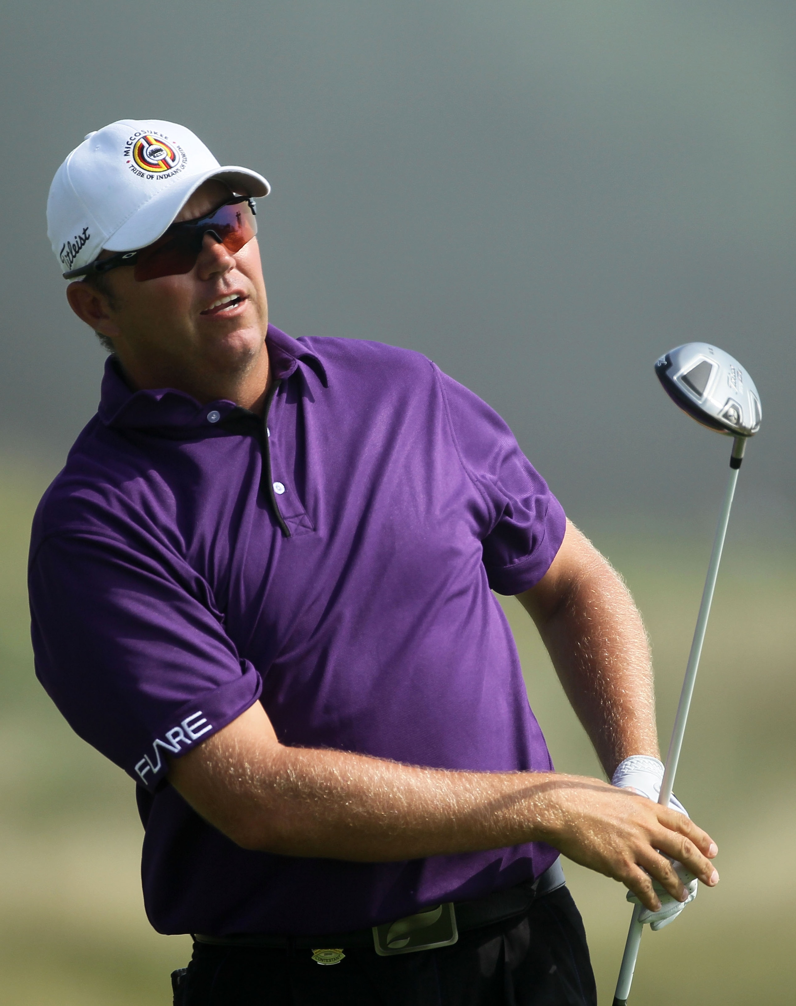 KOHLER, WI - AUGUST 12:  Bo Van Pelt watches his tee shot on the second hole during the first round of the 92nd PGA Championship on the Straits Course at Whistling Straits on August 12, 2010 in Kohler, Wisconsin.  (Photo by Andy Lyons/Getty Images)