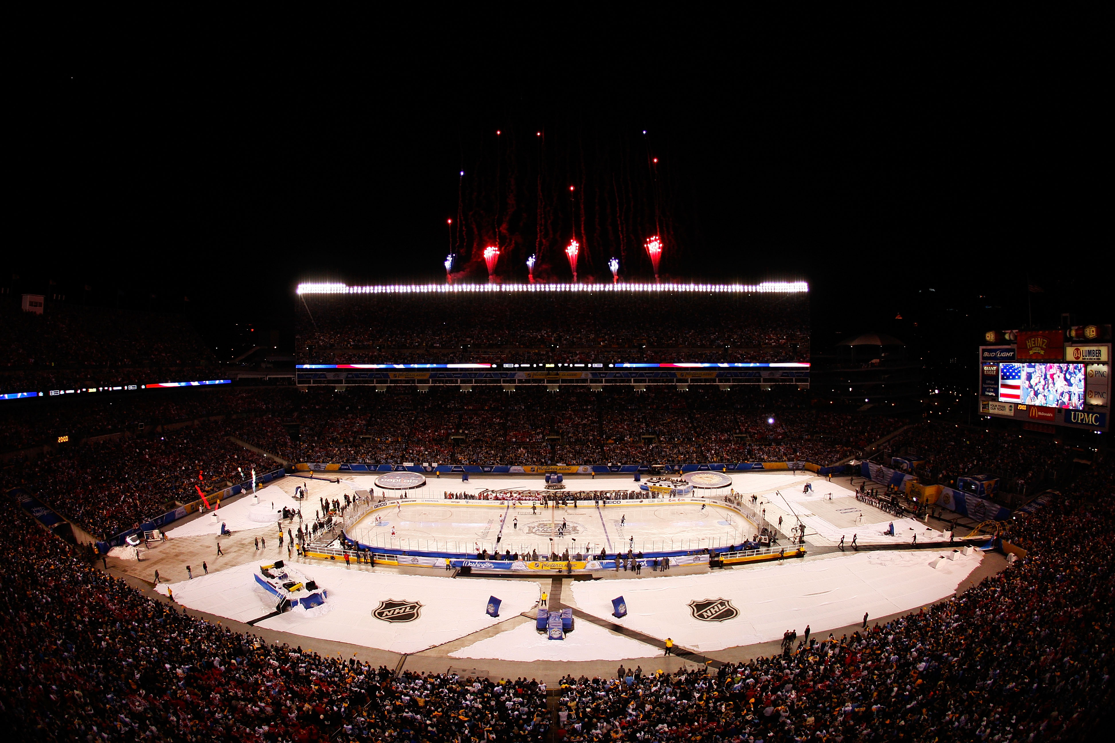 The 2011 NHL Winter Classic - Sports Illustrated