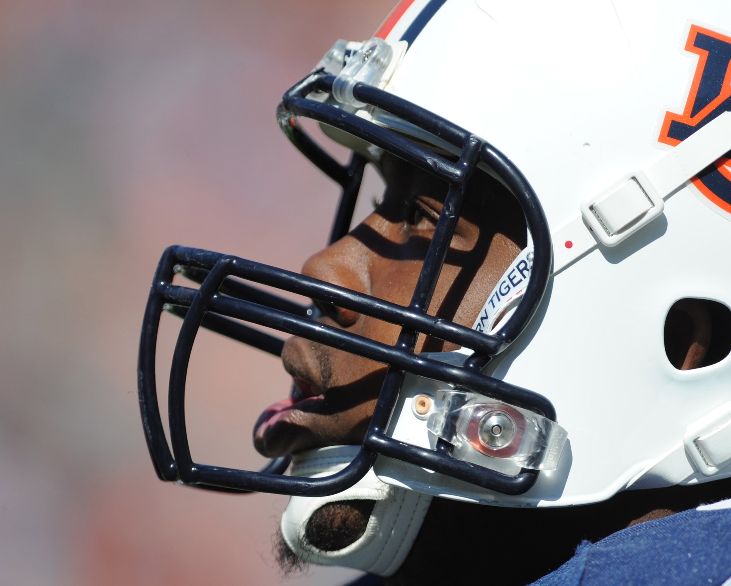 AUBURN, AL - NOVEMBER 6:  Defensive tackle Nick Fairley #90 of the Auburn Tigers sets on defense against the Chattanooga Mocs November 6, 2010 at Jordan-Hare Stadium in Auburn, Alabama.  (Photo by Al Messerschmidt/Getty Images)