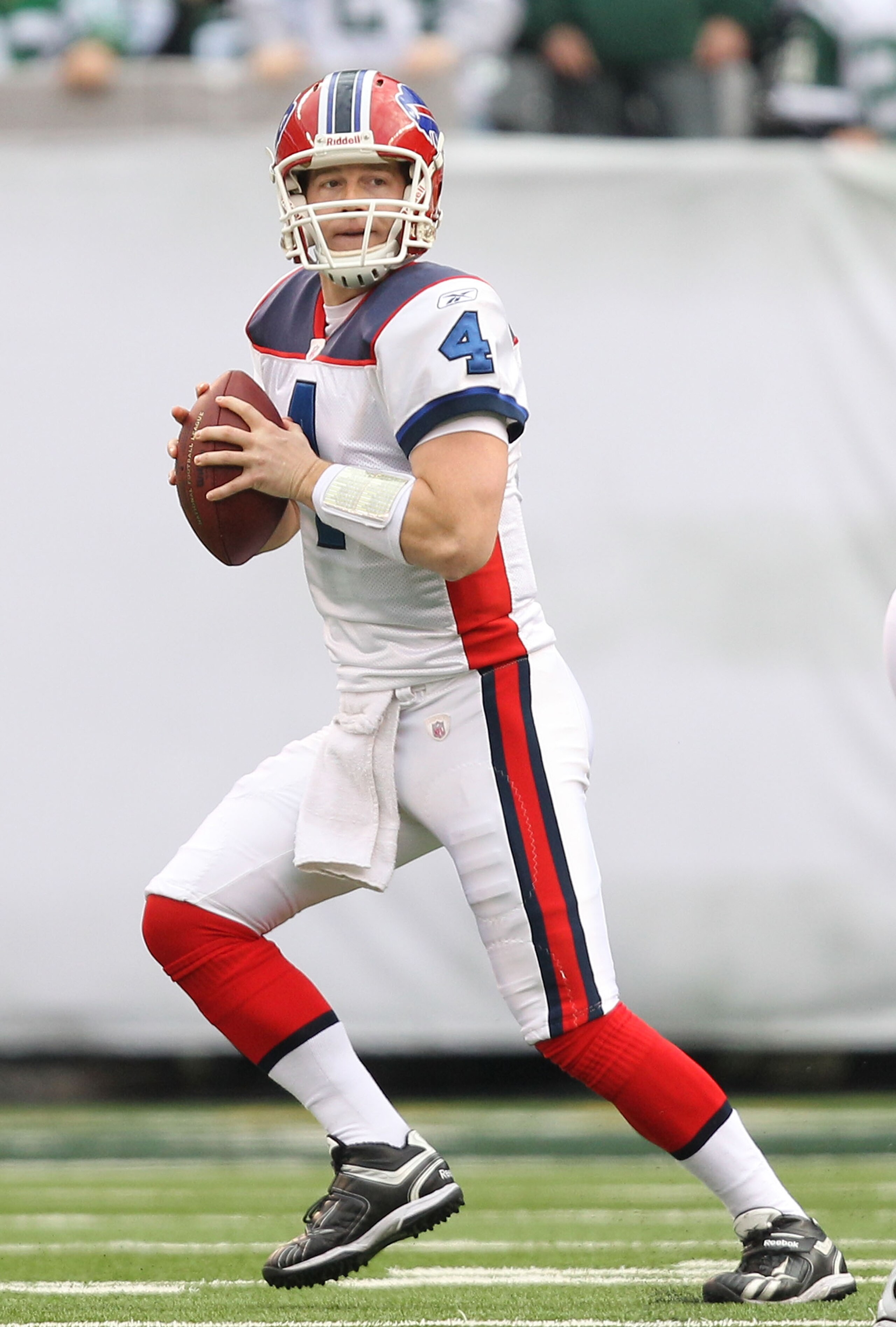 EAST RUTHERFORD, NJ - JANUARY 02: Brian Brohm #4 of the Buffalo Bills prepares to throw against the New York Jets during their game at New Meadowlands Stadium on January 2, 2011 in East Rutherford, New Jersey. (Photo by Michael Heiman/Getty Images) EAST RUTHERFORD, NJ - JANUARY 02: Brian Brohm #4 of the Buffalo Bills prepares to throw against the New York Jets during their game at New Meadowlands Stadium on January 2, 2011 in East Rutherford, New Jersey. (Photo by Michael Heiman/Getty Images)