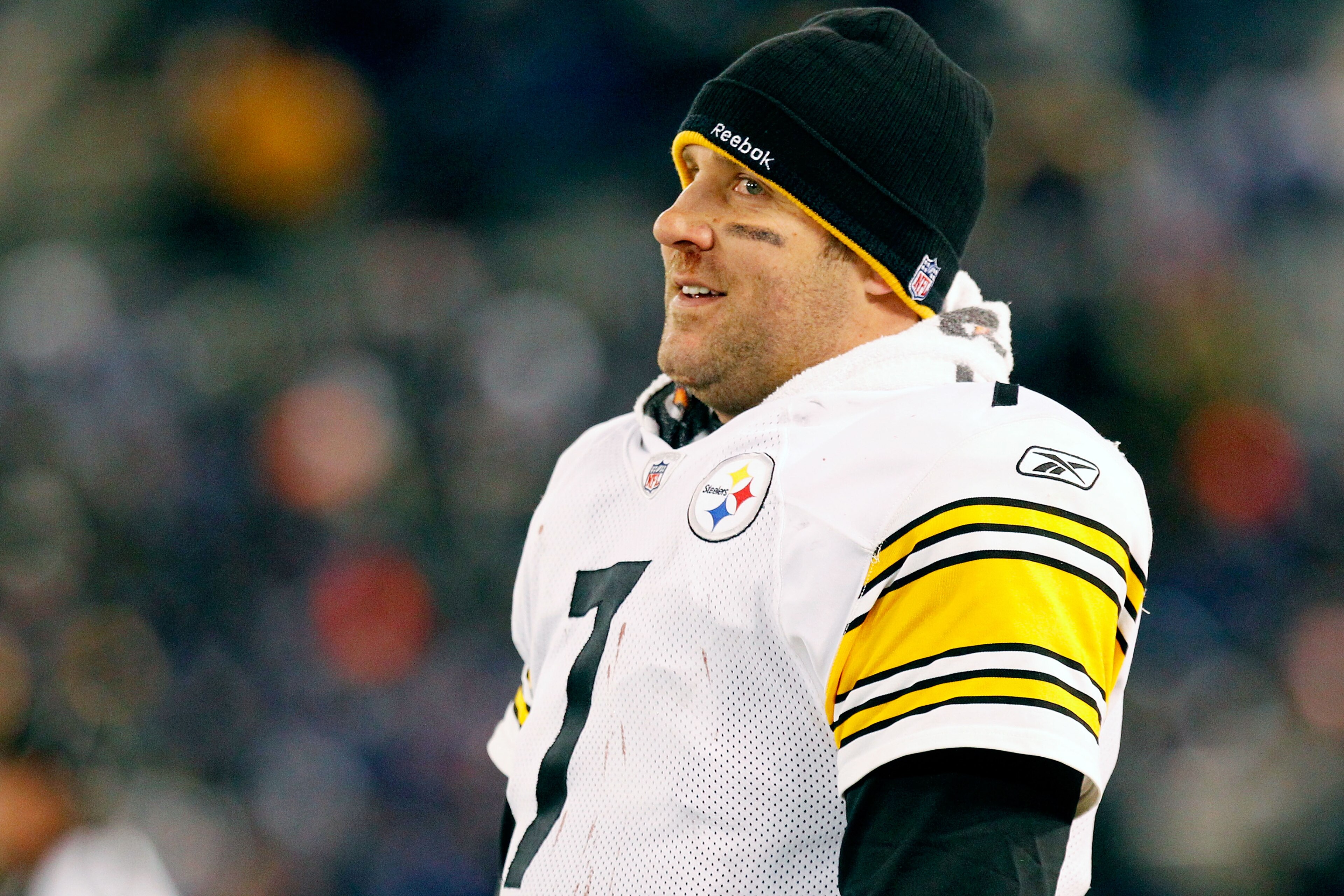BALTIMORE, MD - DECEMBER 05:  Quarterback Ben Roethlisberger #7 of the Pittsburgh Steelers looks on from the sidelines during the fourth quarter of the game against the Baltimore Ravens at M&T Bank Stadium on December 5, 2010 in Baltimore, Maryland. Pitts