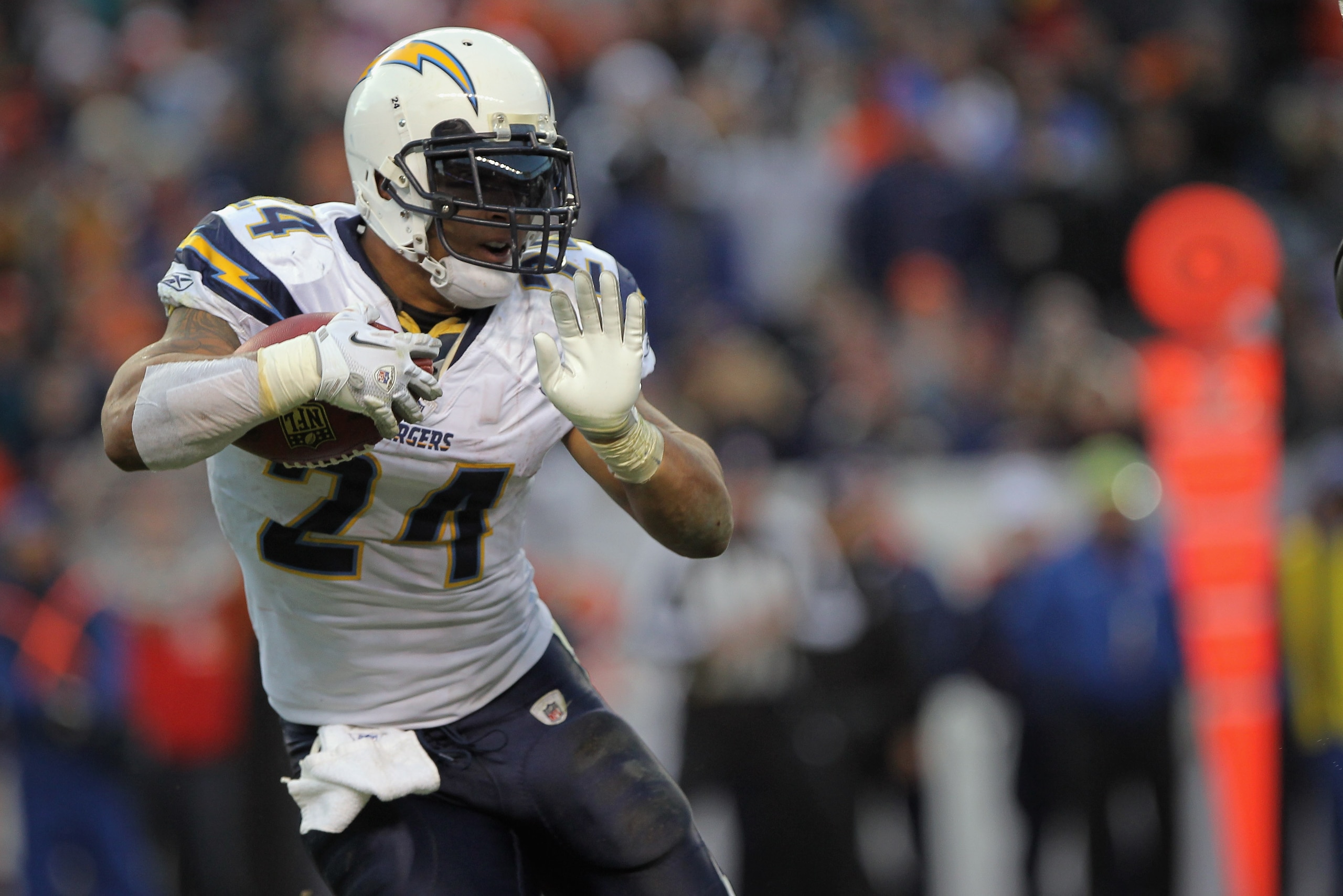 DENVER - JANUARY 02:  Running back Ryan Mathews #24 of the San Diego Chargers rushes against the Denver Broncos at INVESCO Field at Mile High on January 2, 2011 in Denver, Colorado. Mathews rushed for three touchdowns and 120 yards as the Chargers defeate